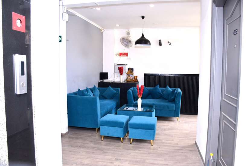 HelloWorld Luxuria — photo