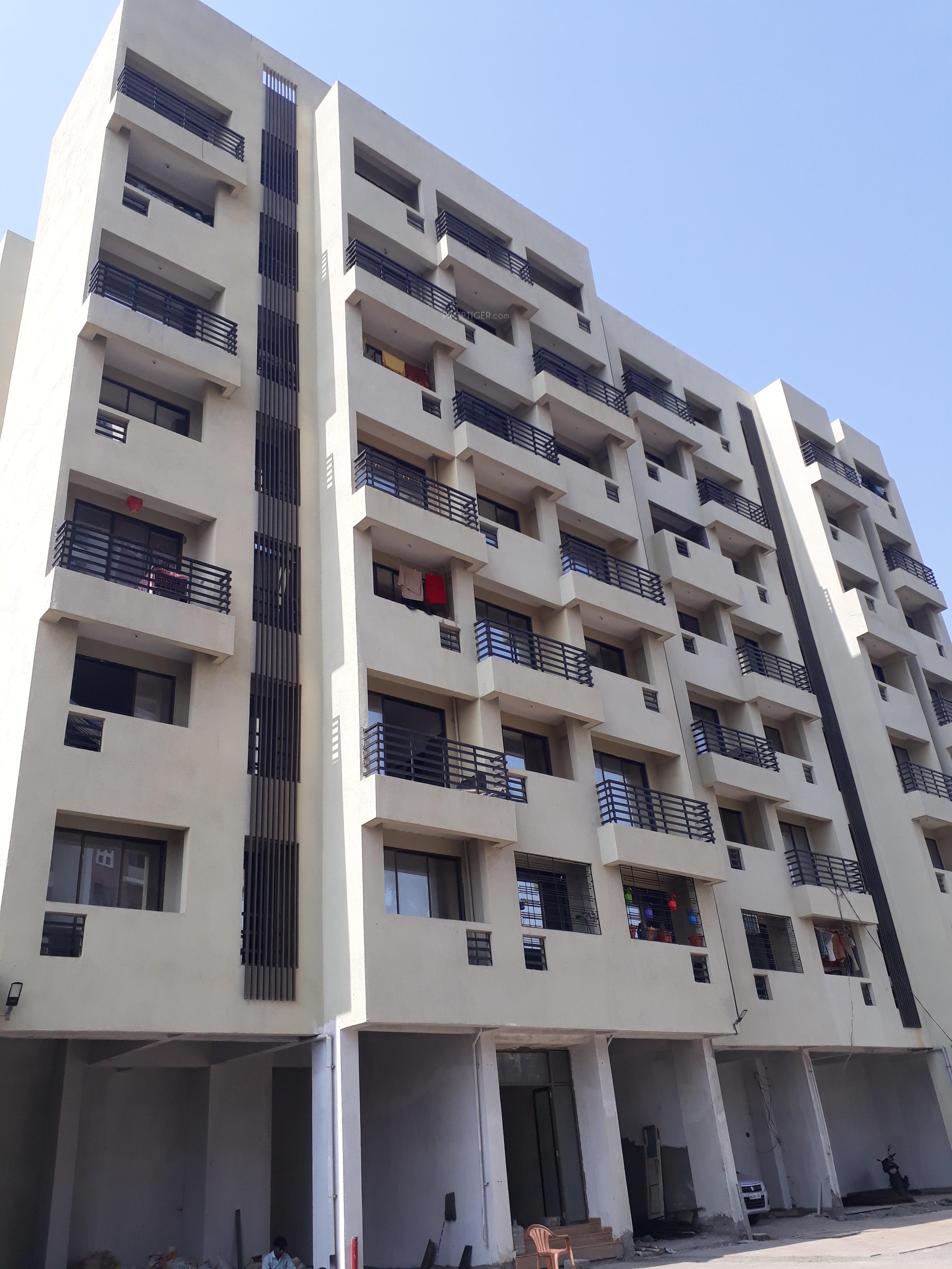  mohak-oyster-living Elevation