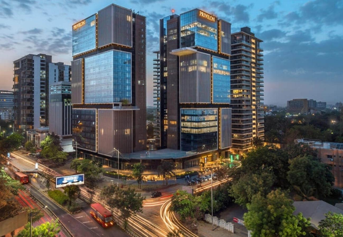  paarijat-eclat-and-privilon Elevation