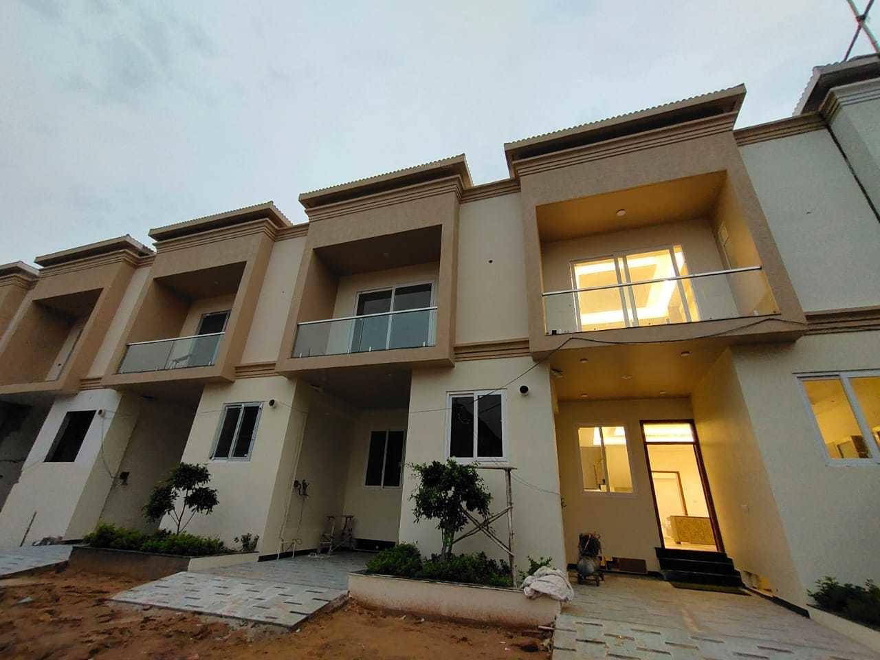  royal-exotica Elevation