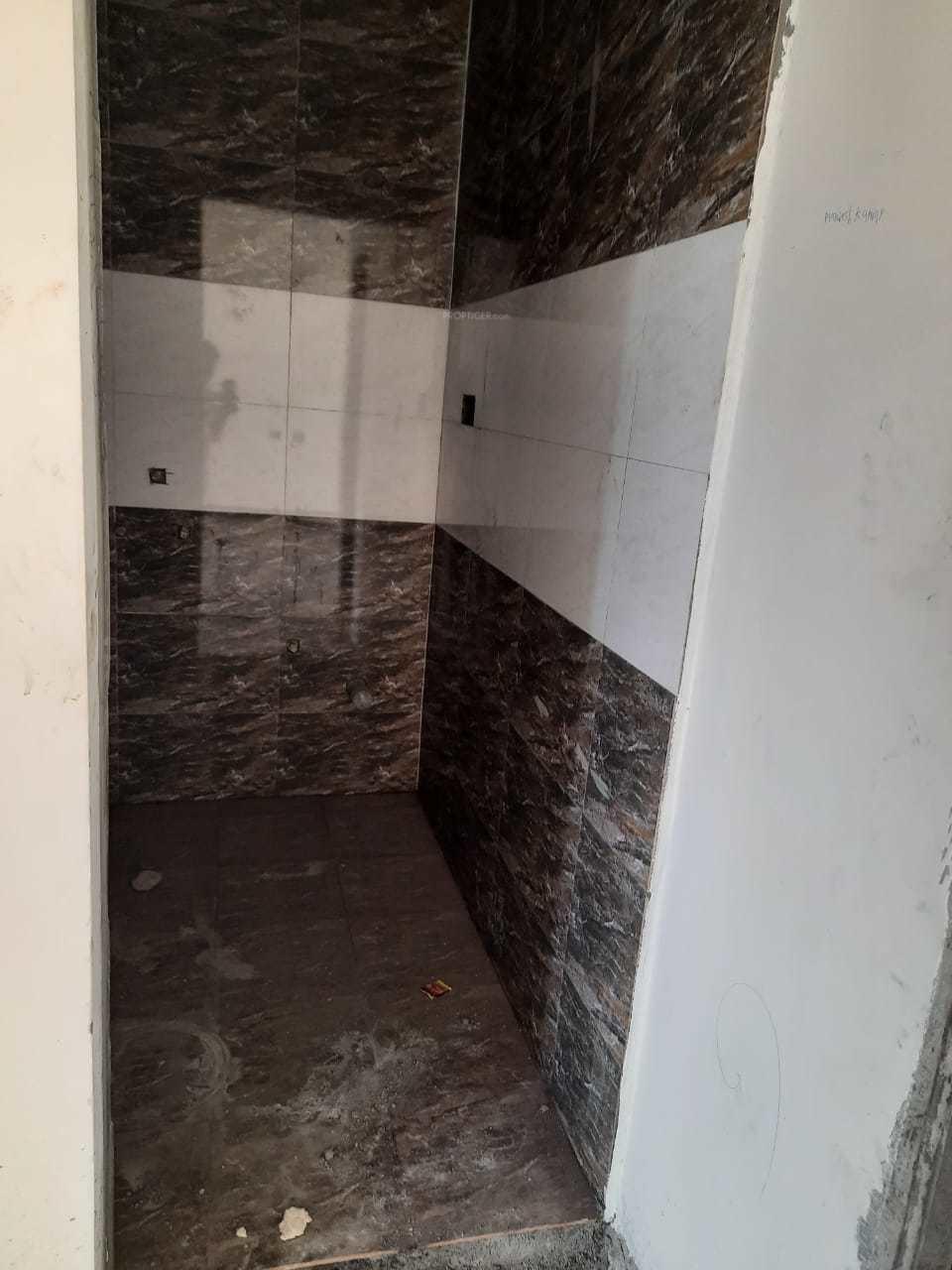  sai-nandakam Bathroom