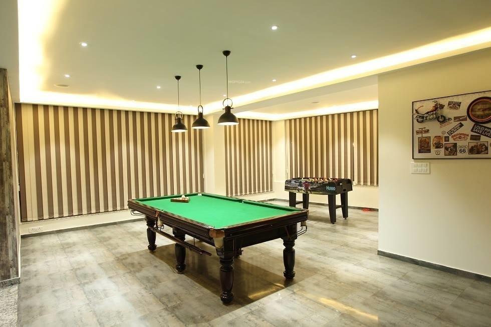 Billiards/Snooker Table