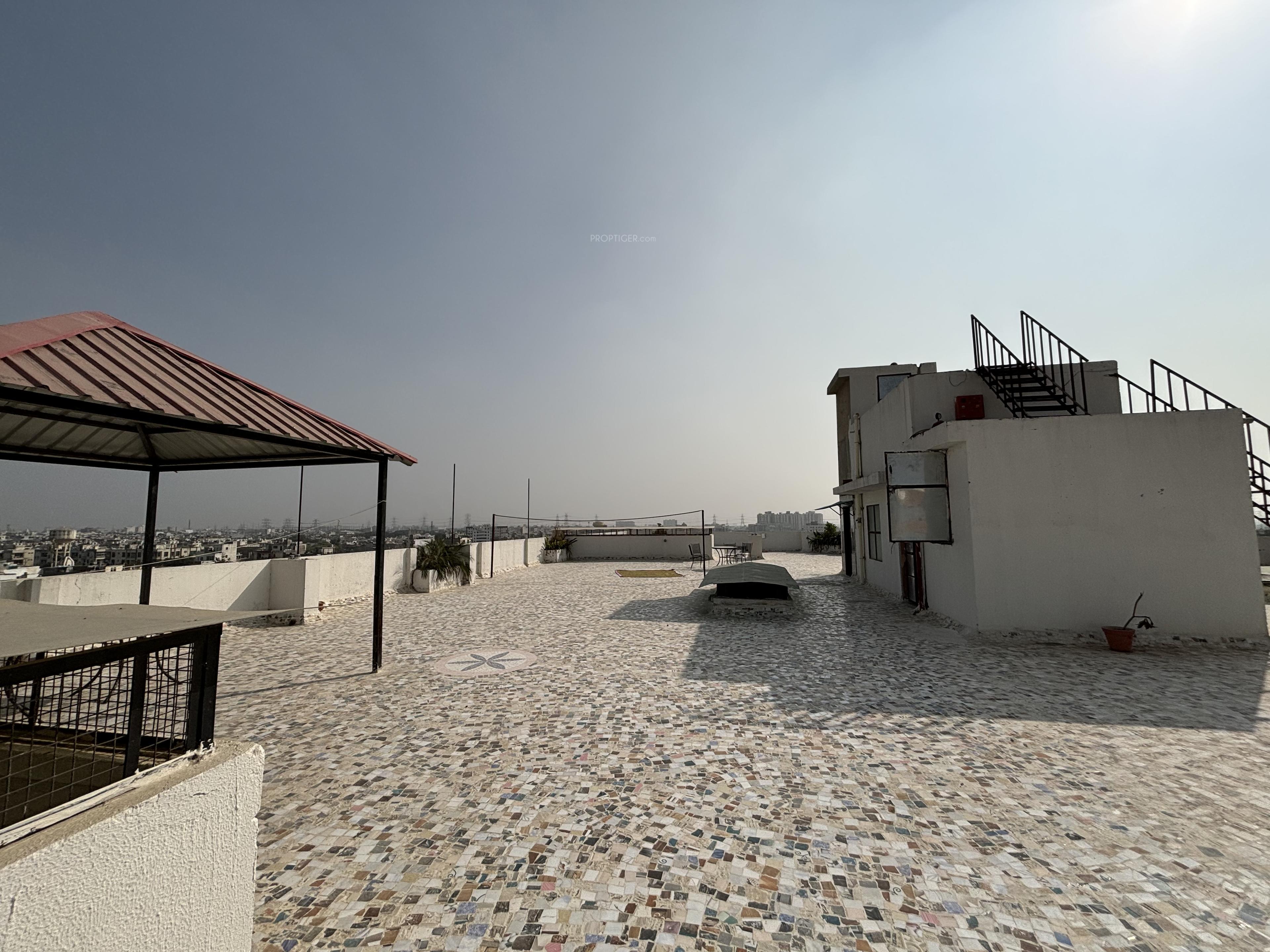  the-peak Terrace Garden