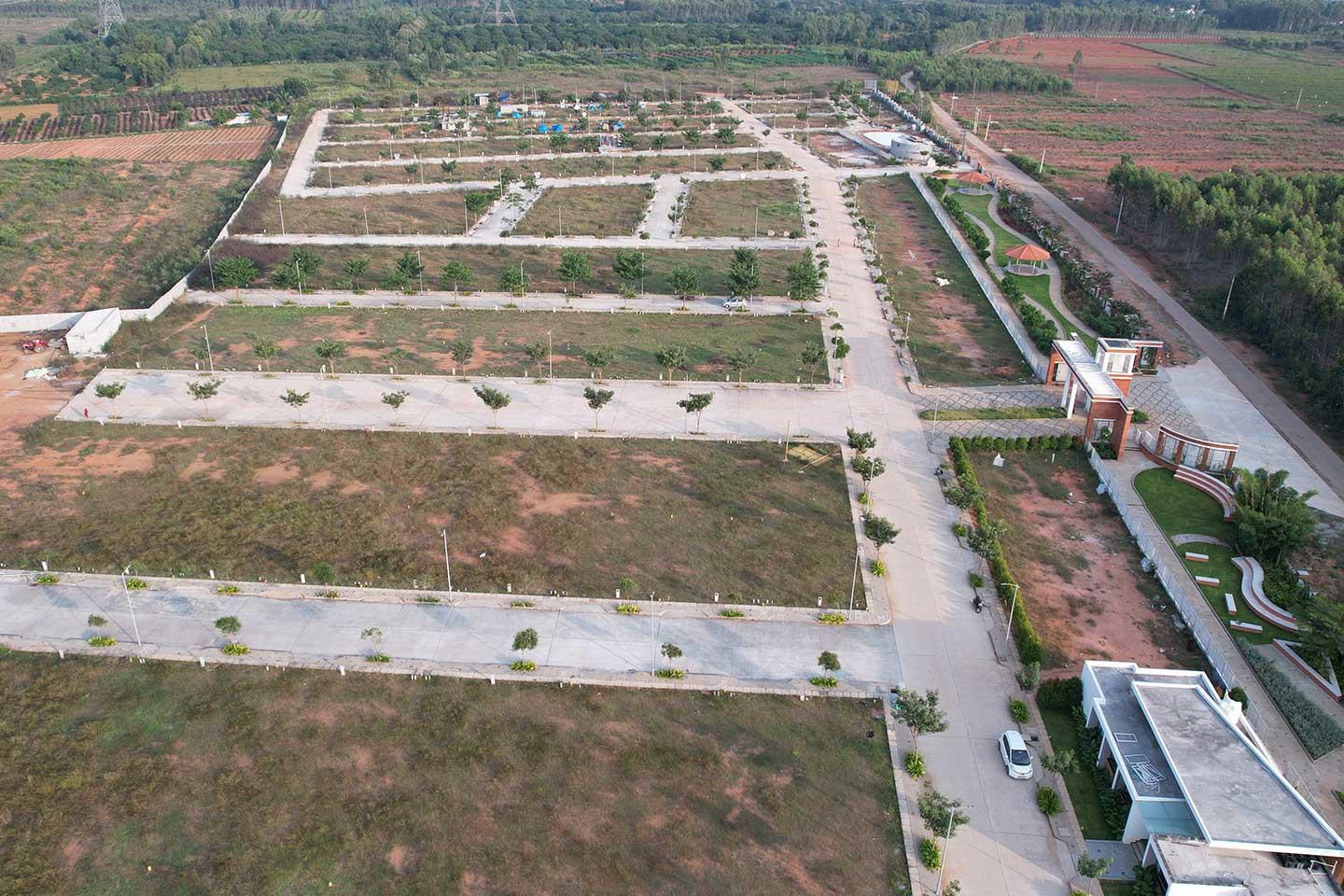  whispering-winds-brisa Plot