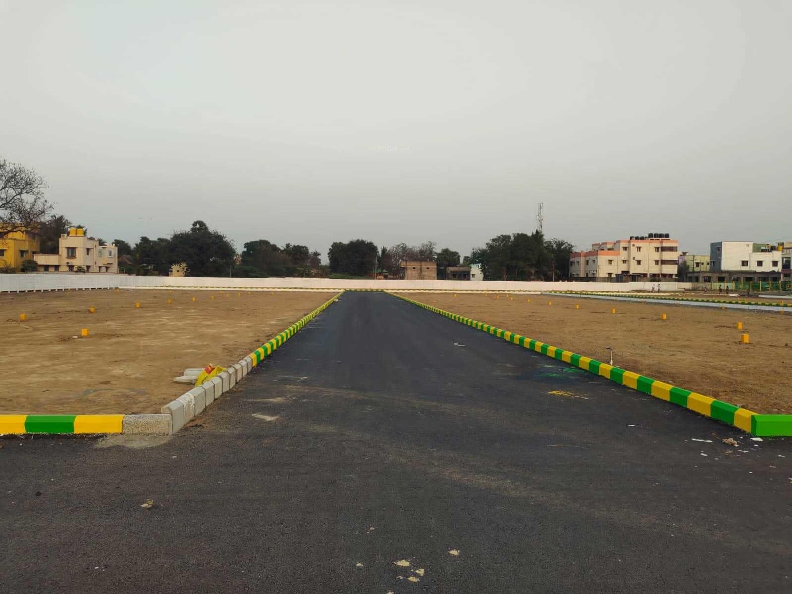  lakshmi-modern-city Plot