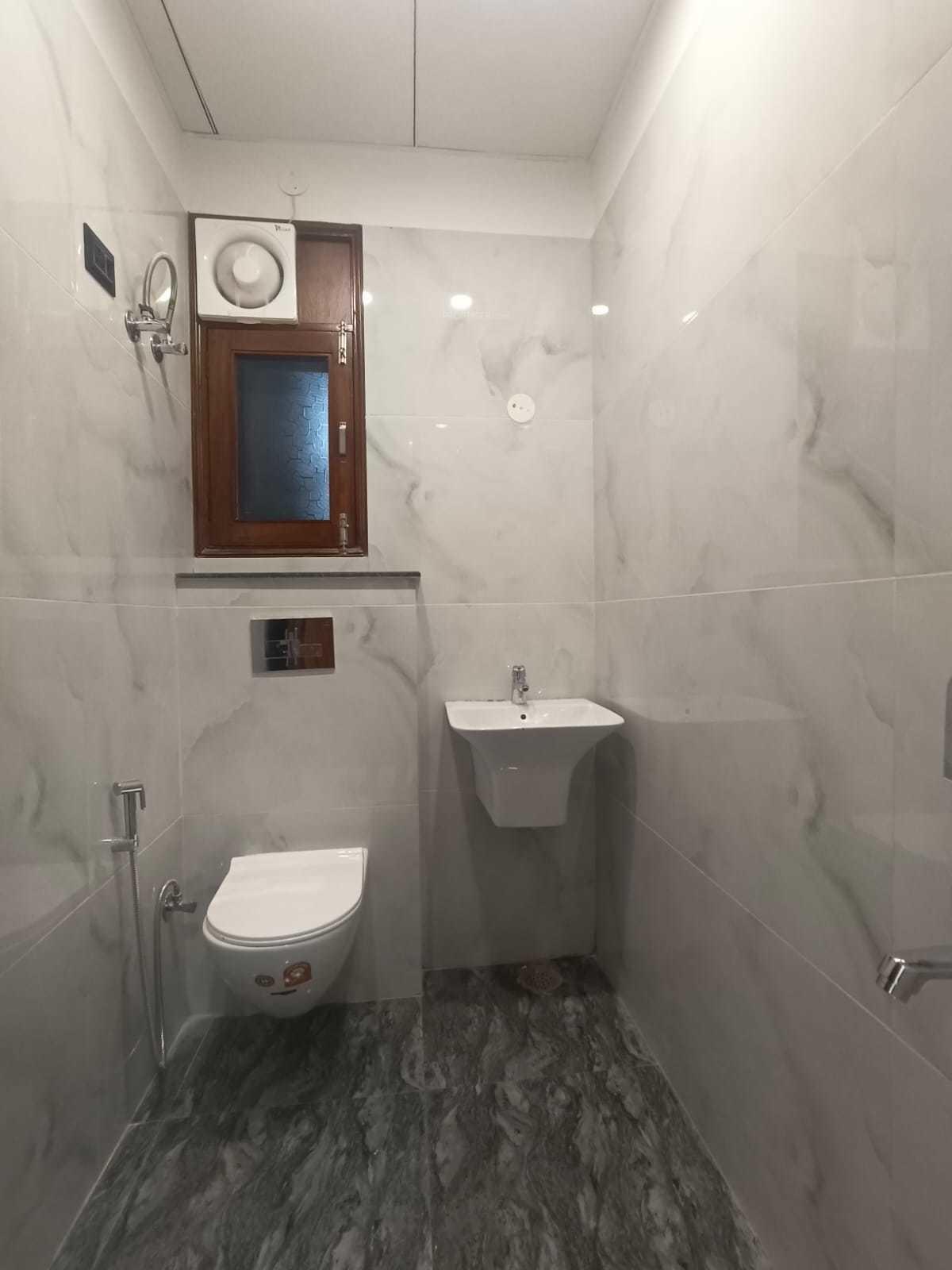  homes Bathroom