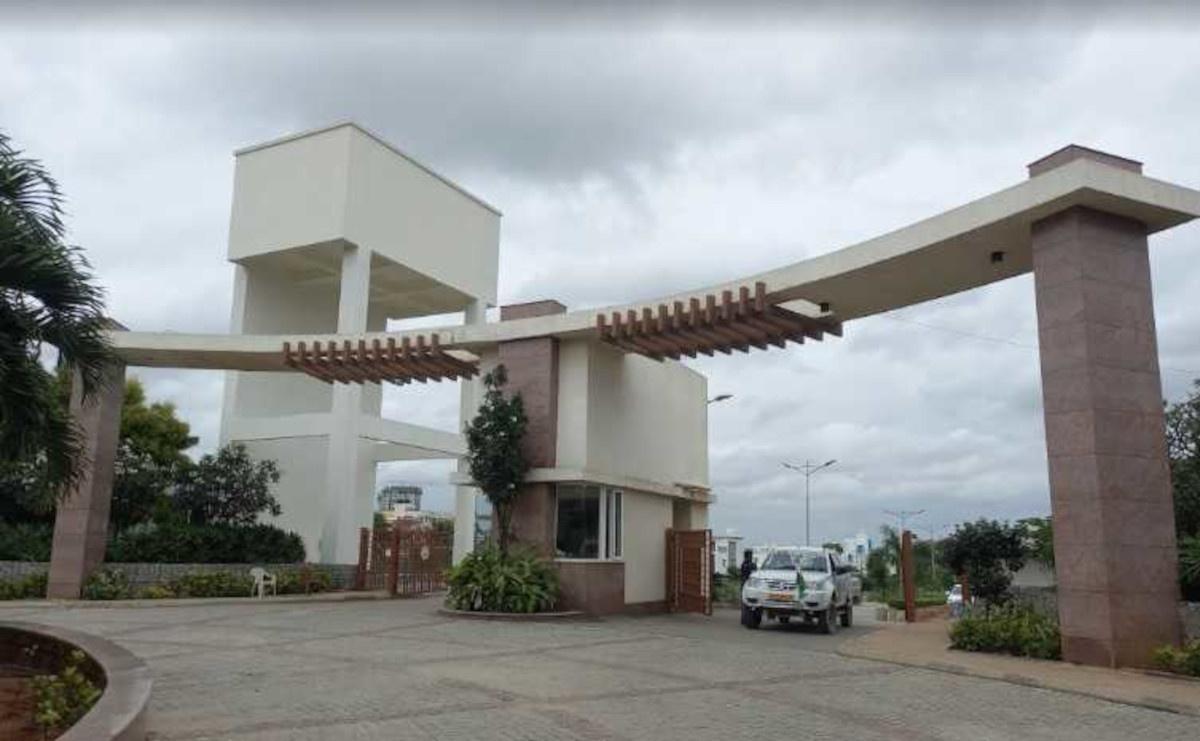 The Lake View Address Phase 4