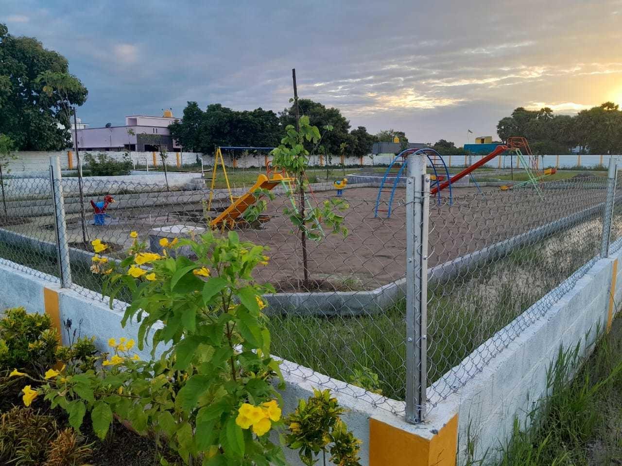 aadhira Plot
