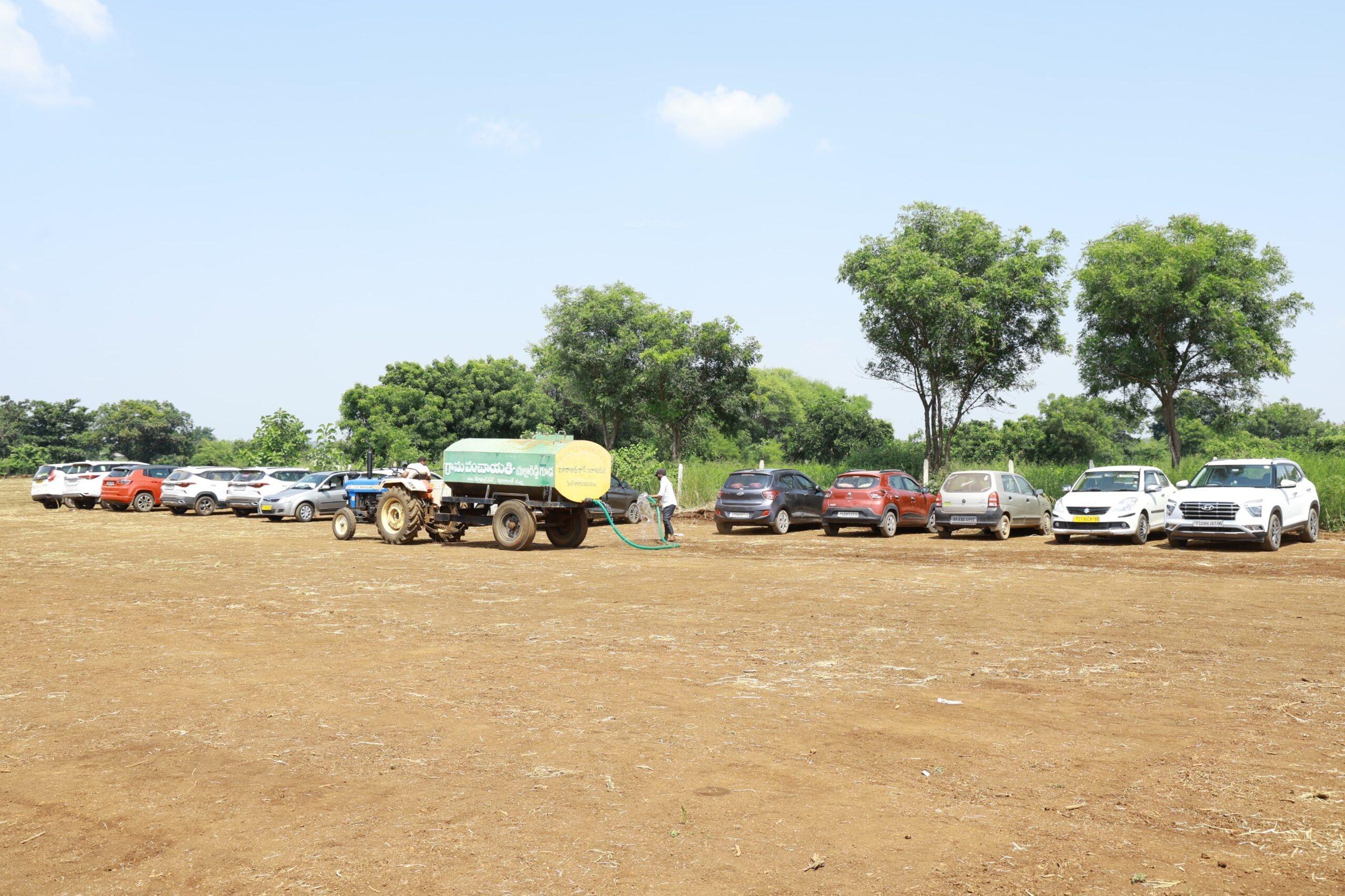  palani-vanam Plot