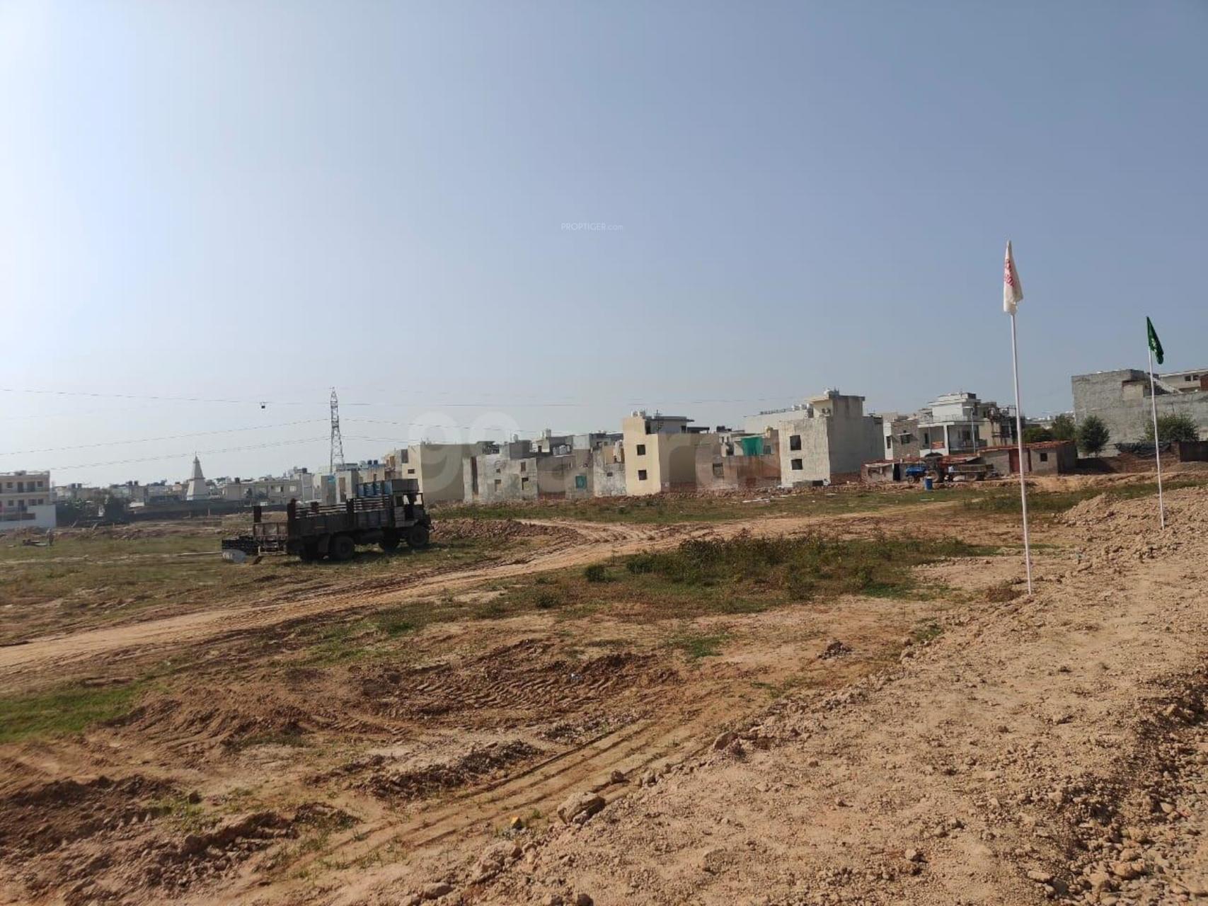  homes Plot
