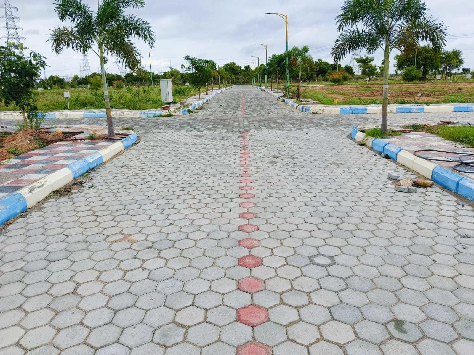 Avanis East Lake Avenue Extension
