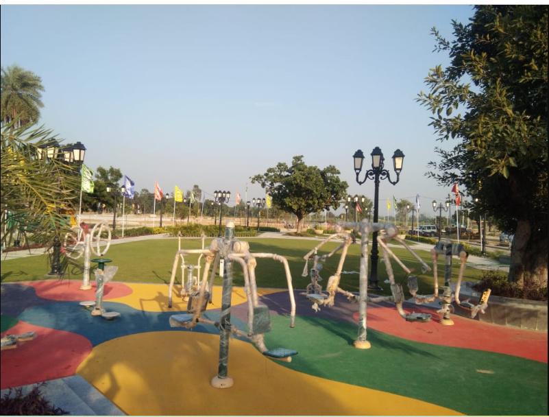  omaxe-metro-city Children's play area