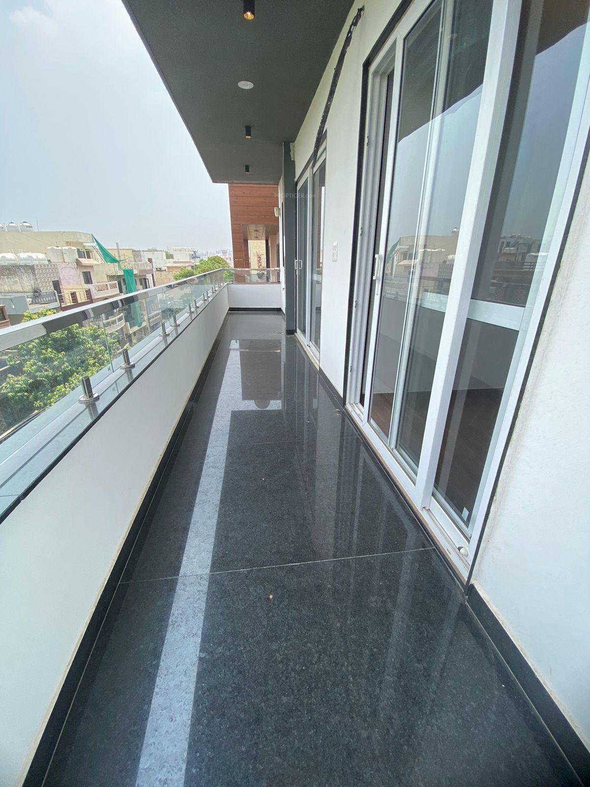  big-block-floors Balcony