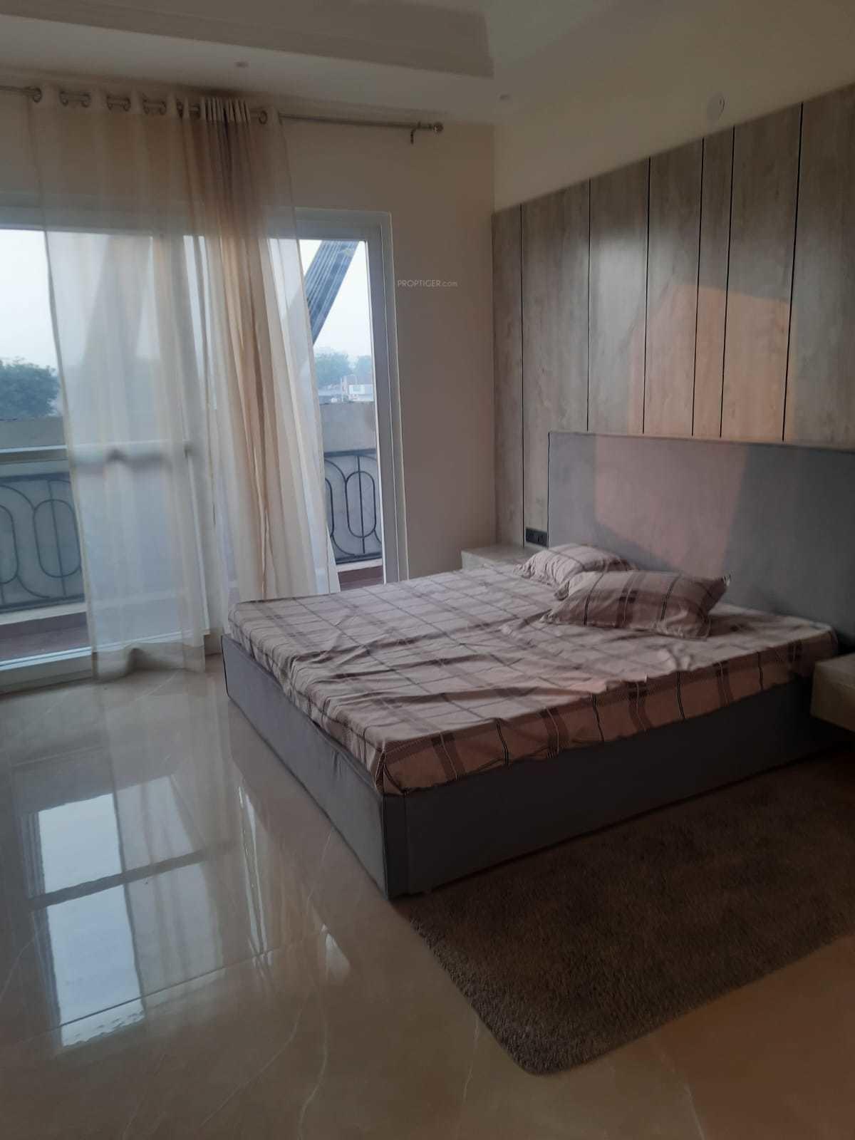  homes Bedroom