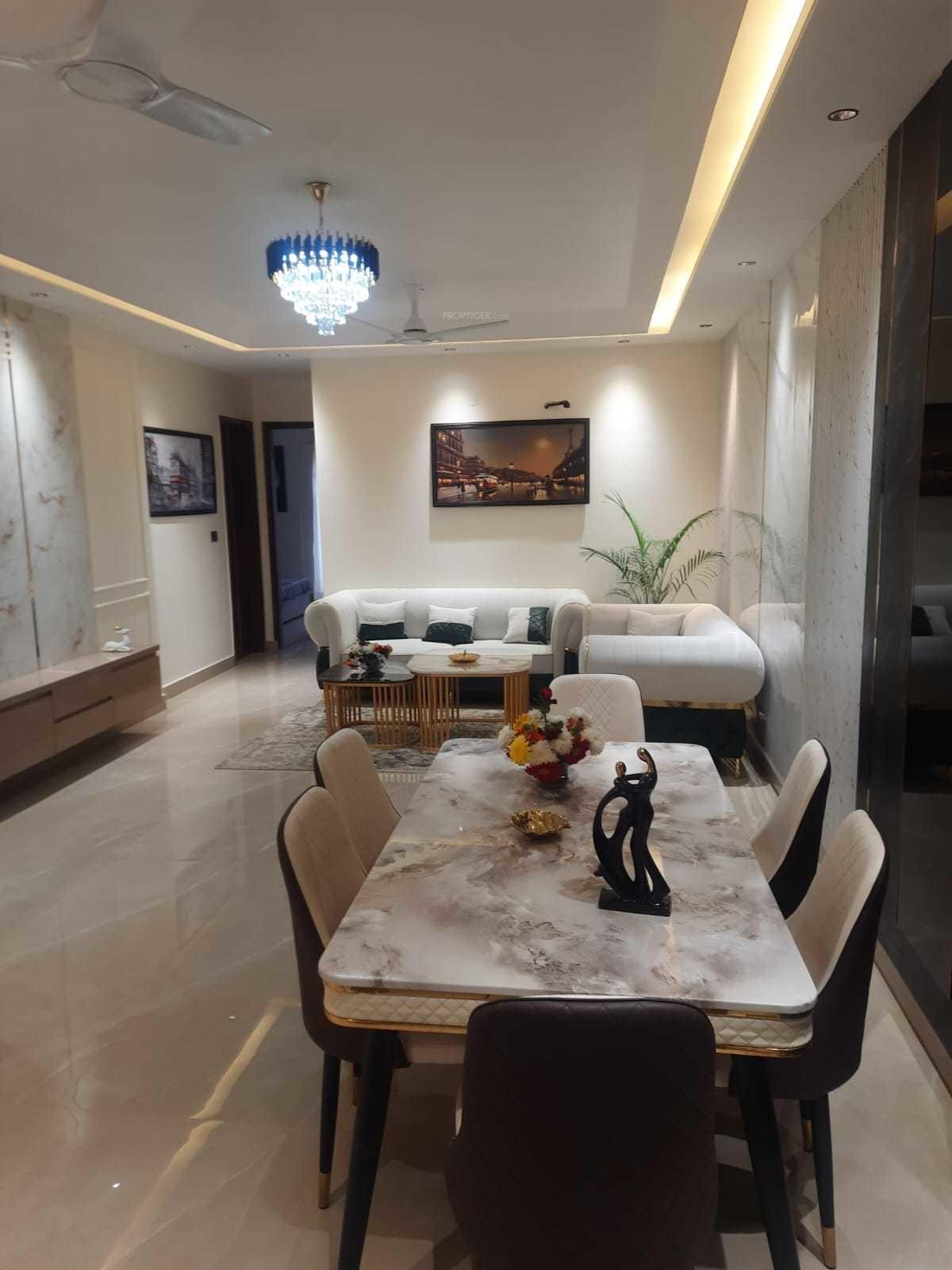  homes Dining Area