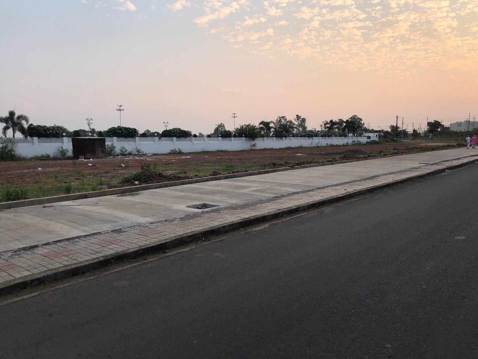  new-anand-vihar-5 Plot