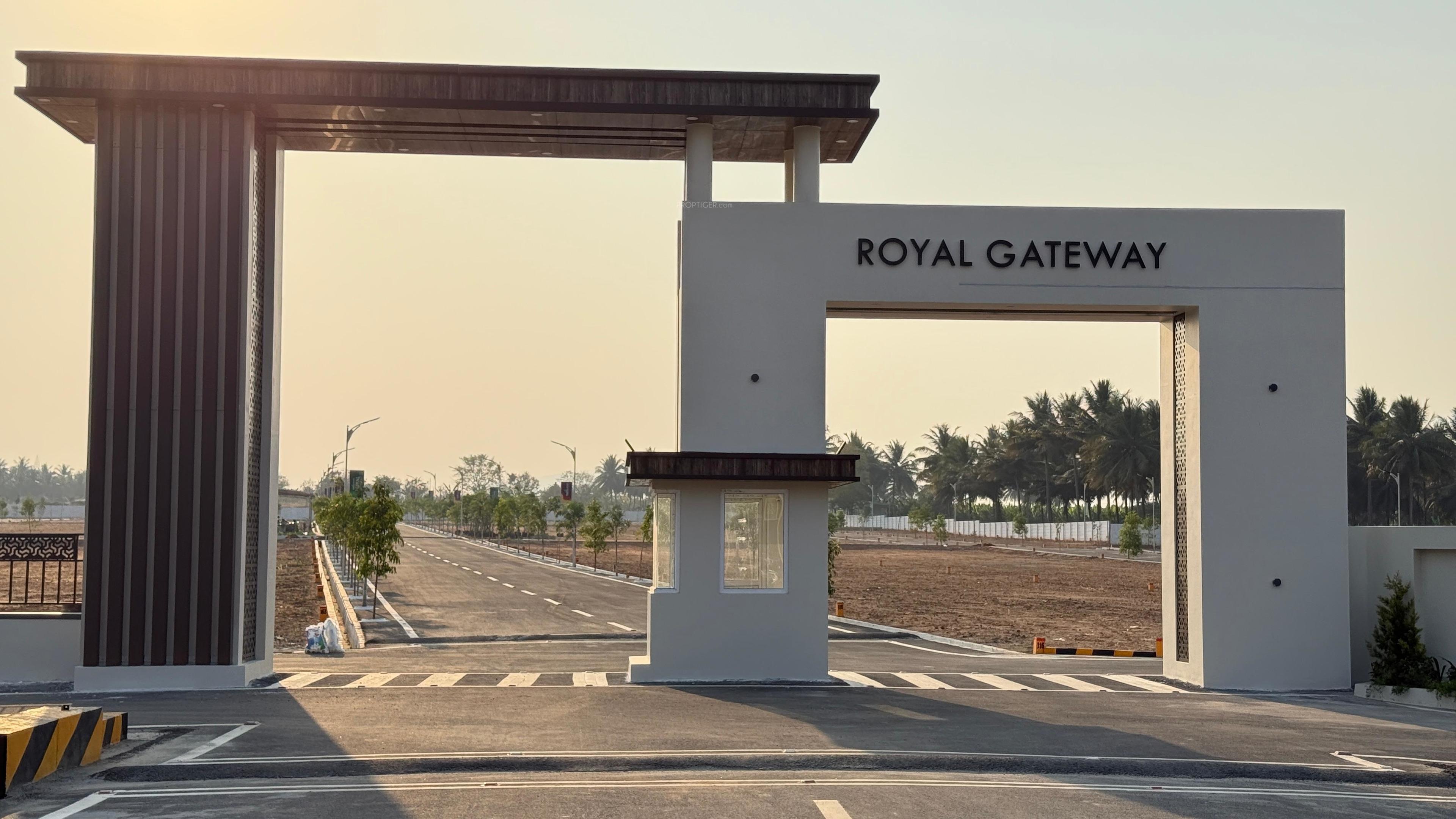 royal-gateway Elevation