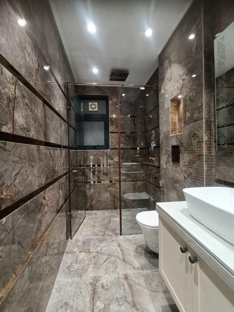 luxury-floor-2 Bathroom