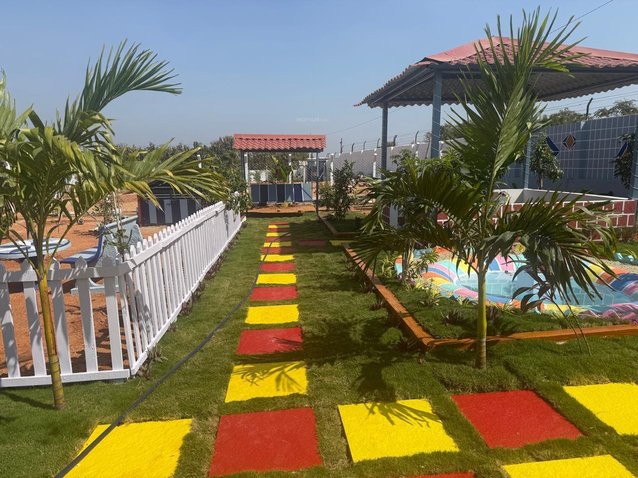  green-city Landscaped Gardens