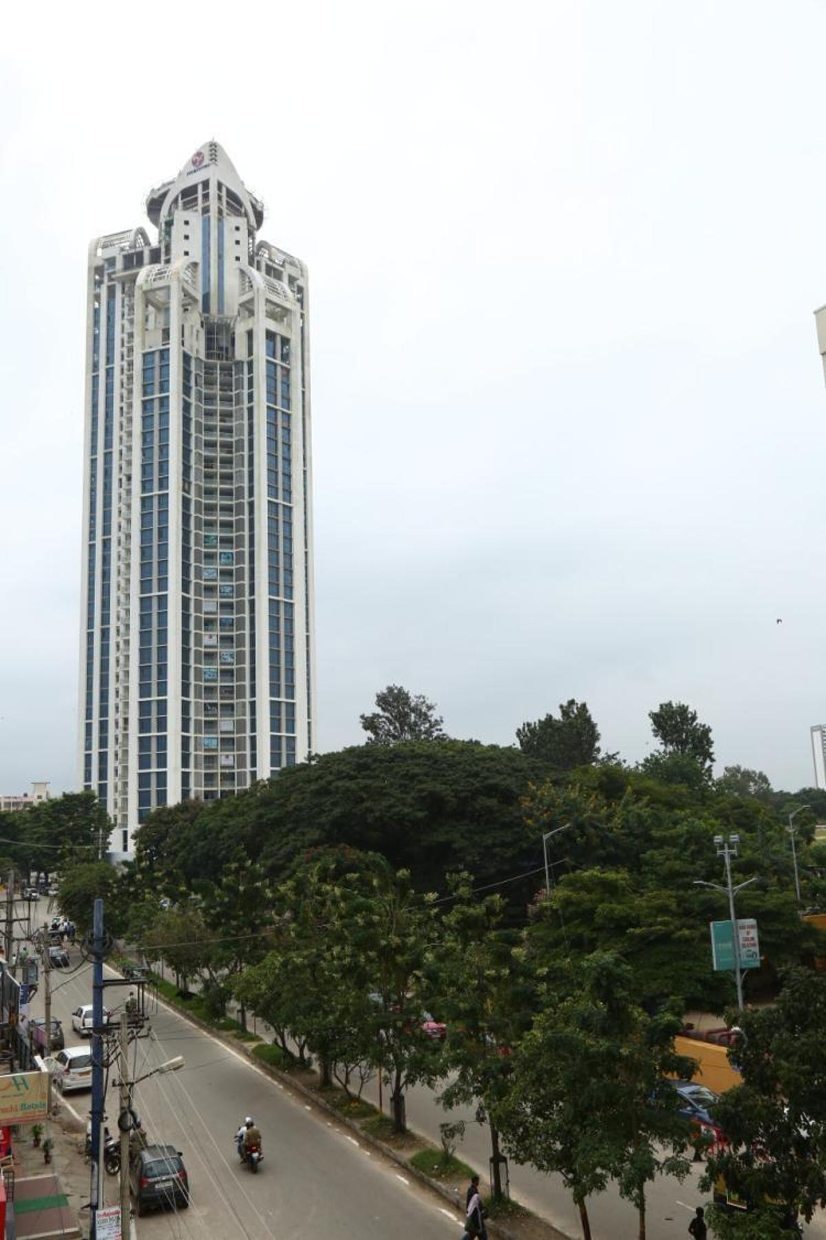 Images for Elevation of Mantri Pinnacle