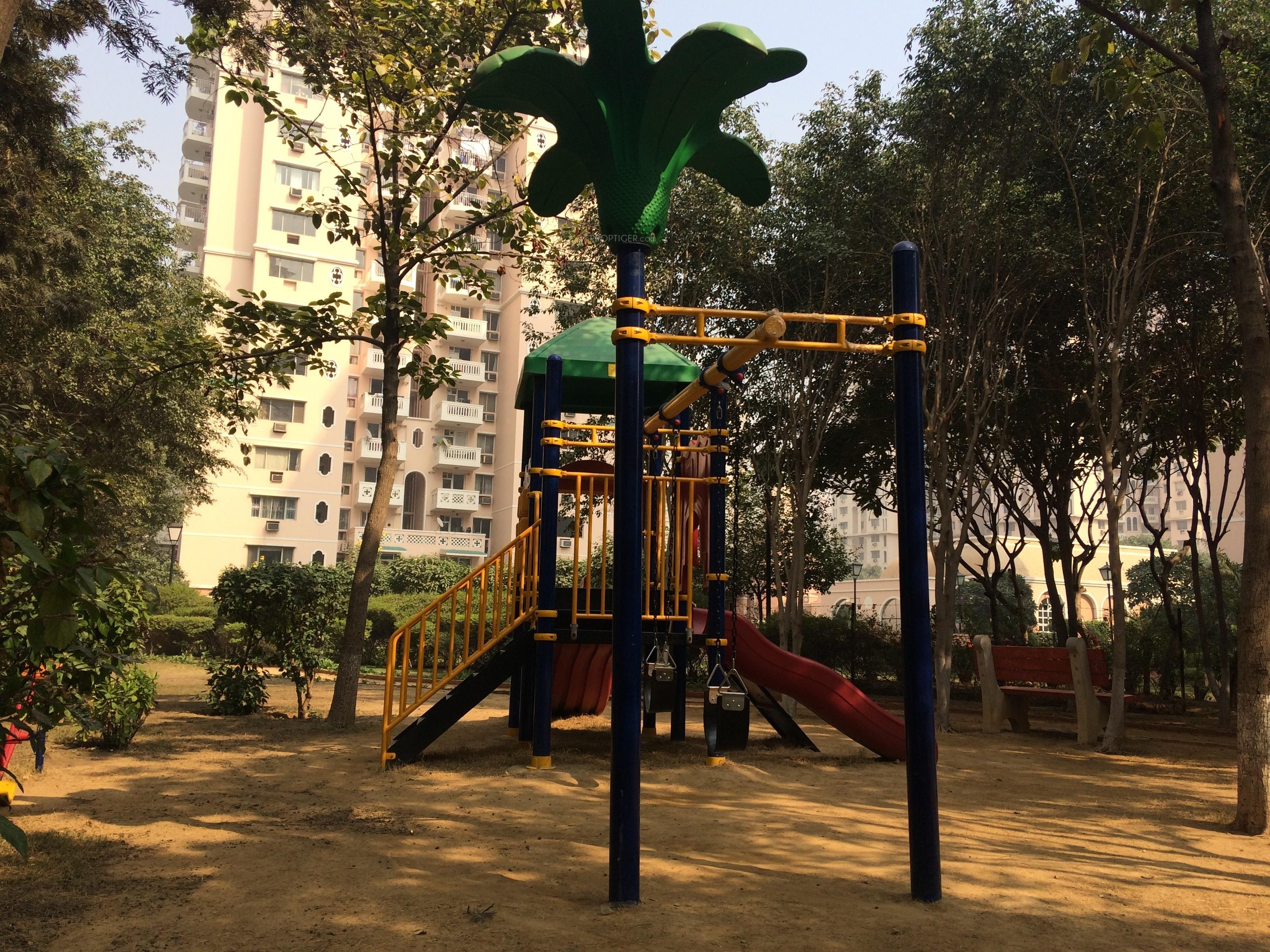  carlton-estate Children's play area