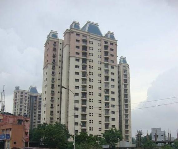 Majestic Towers