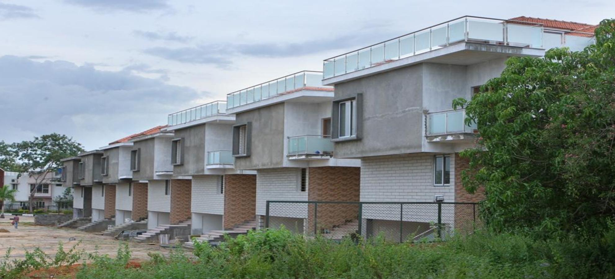 Golf Village
