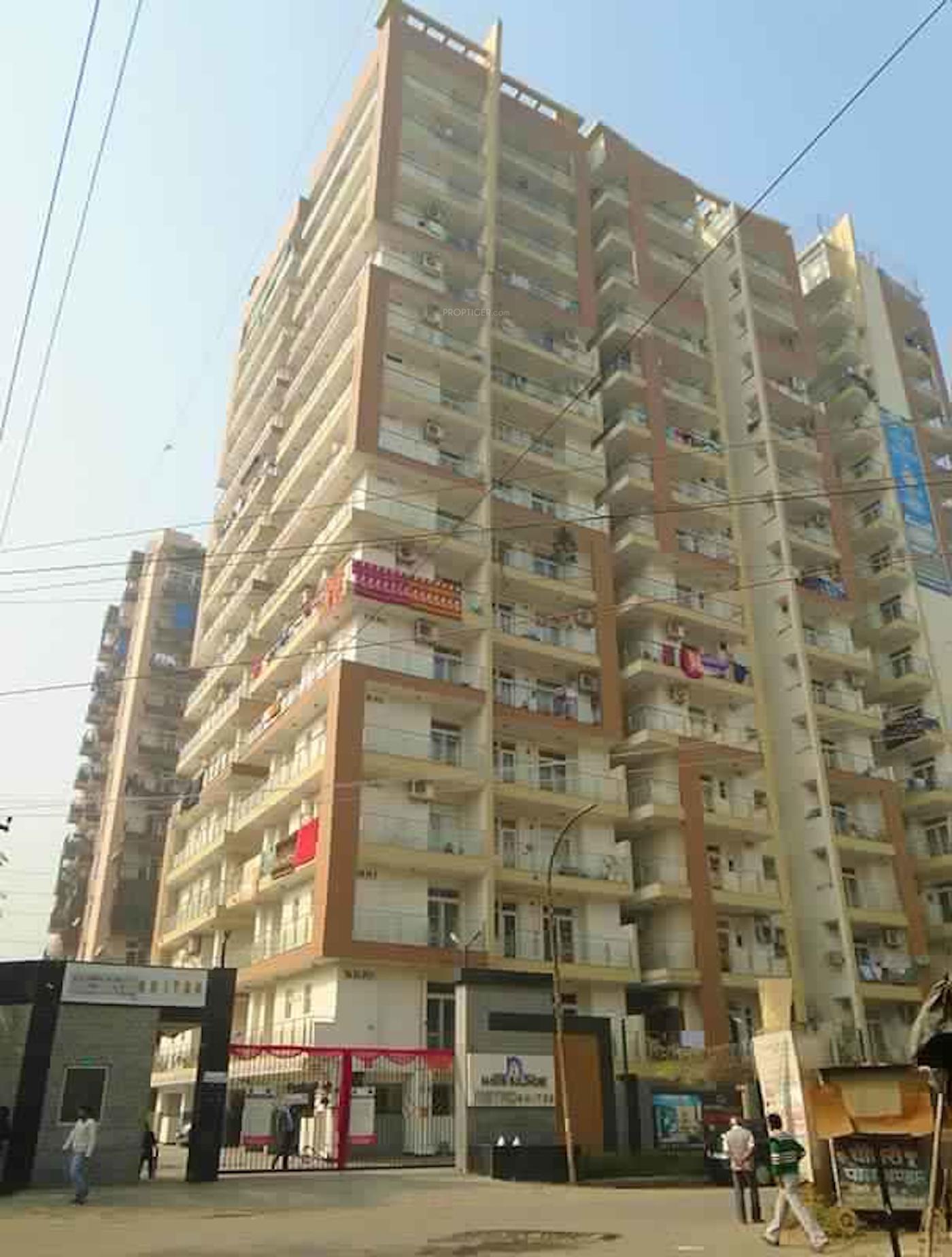 Metro Suites