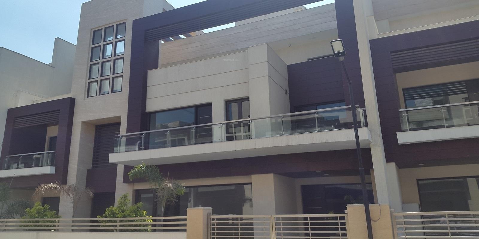 Chattarpur Villas
