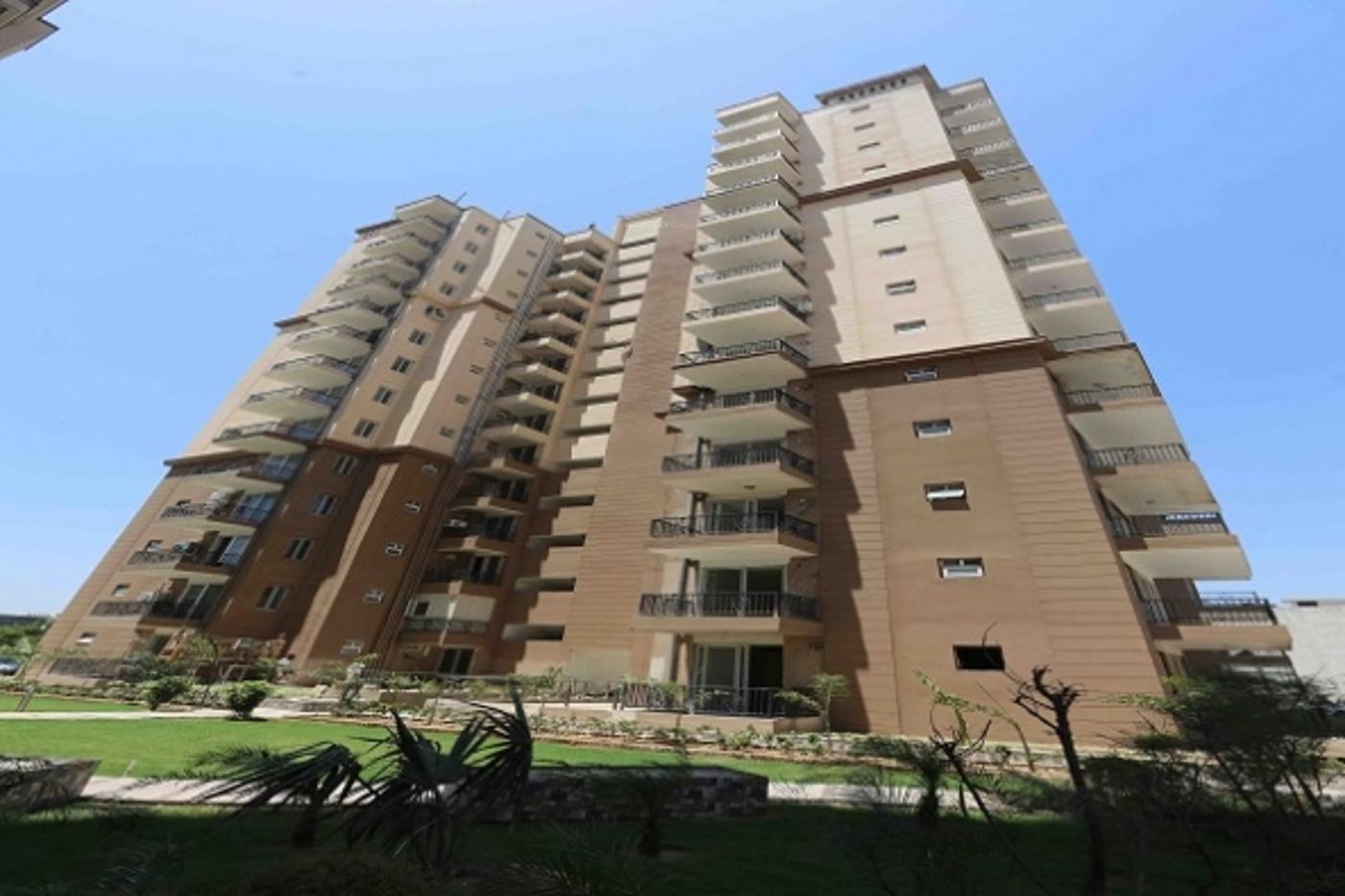 Images for Elevation of Mona Greens