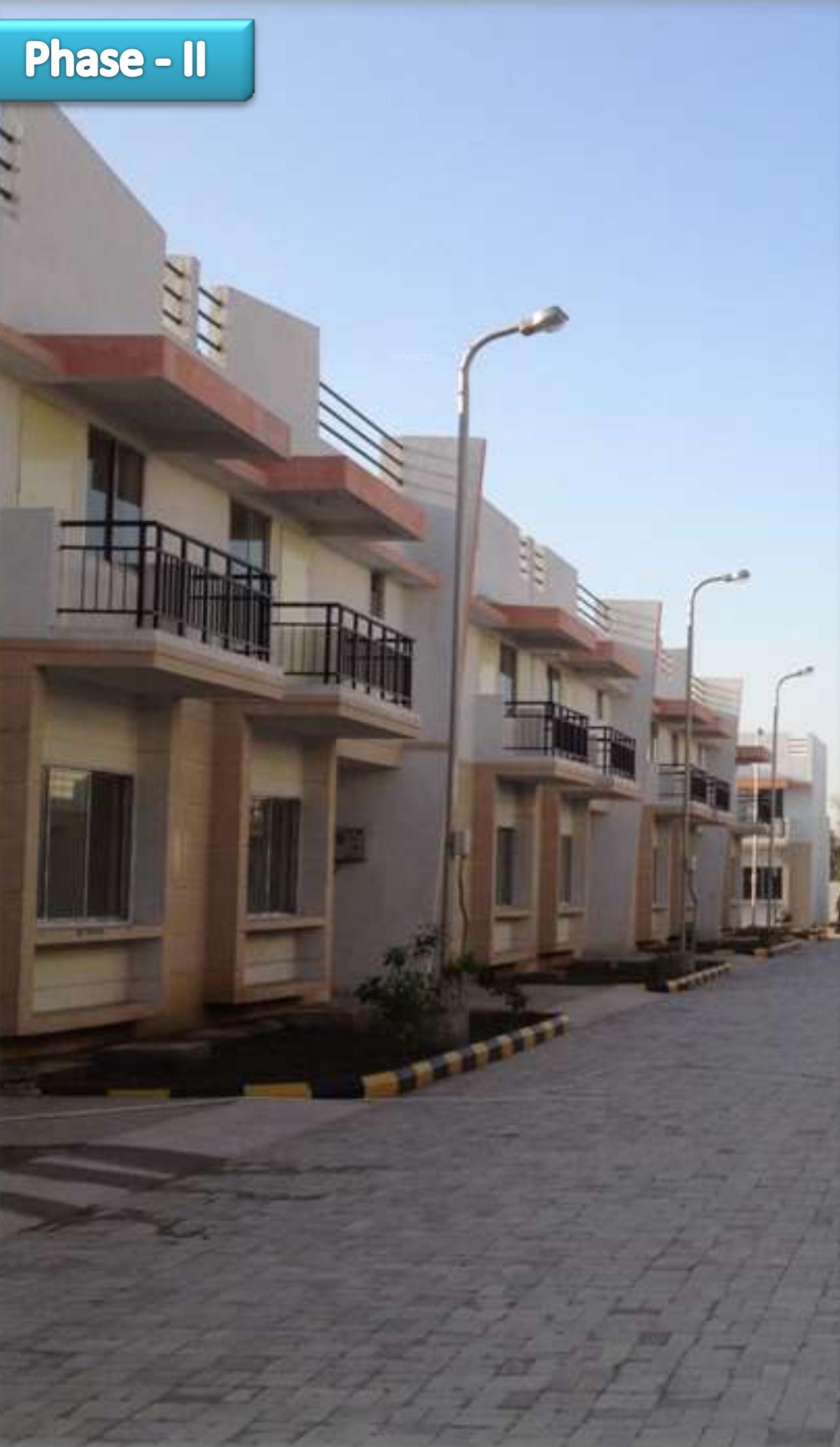 Images for Elevation of Fire Iris Row House