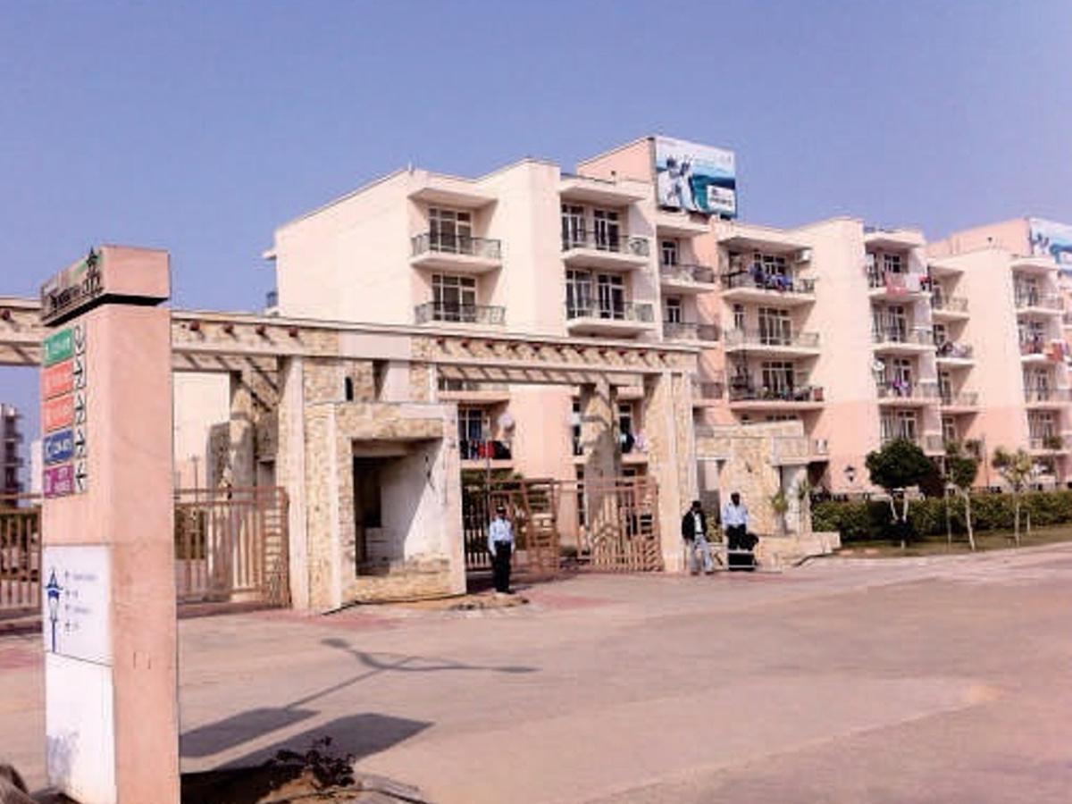 Images for Elevation of Omaxe Marigold