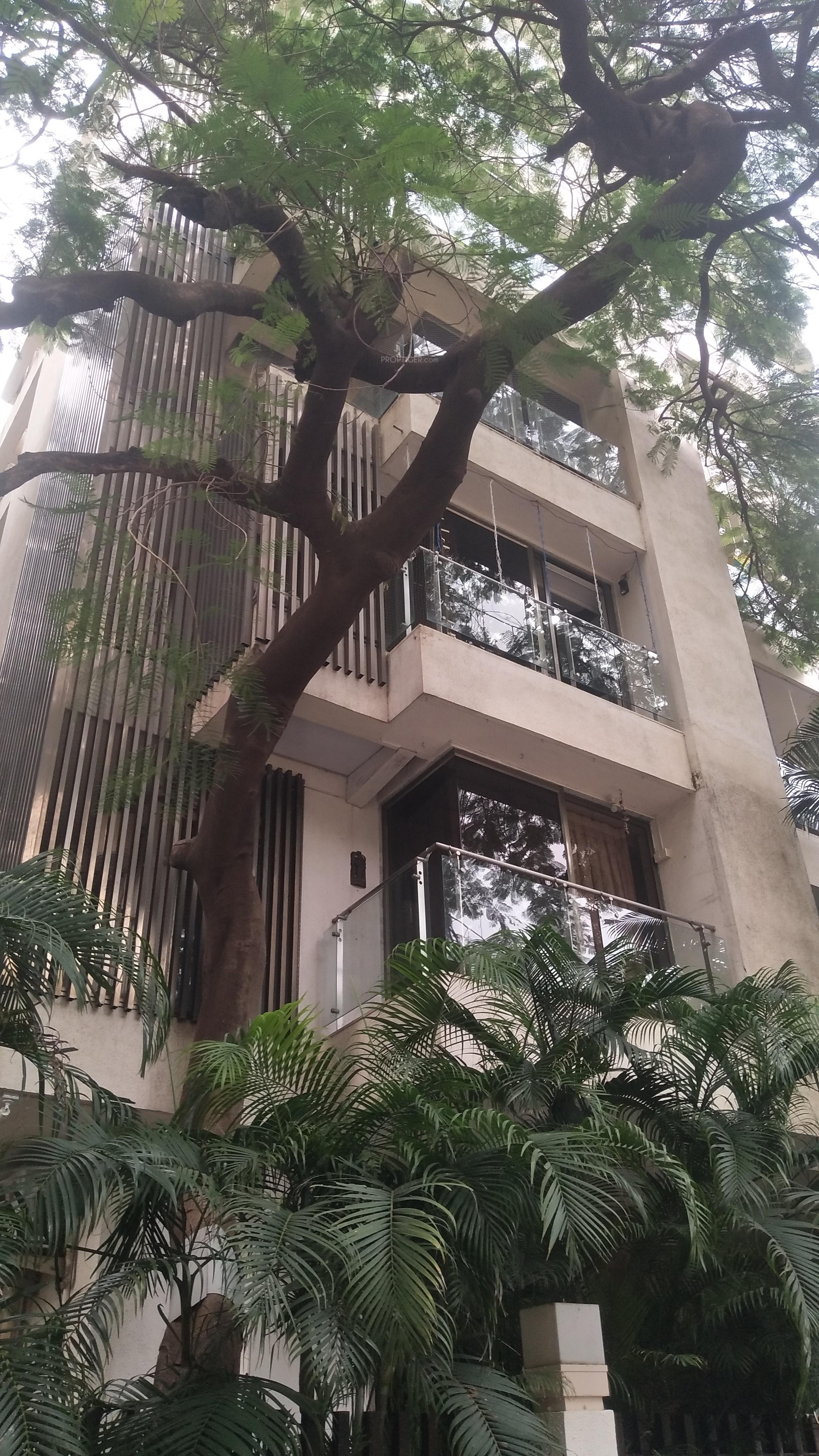 Baitun Noor Building