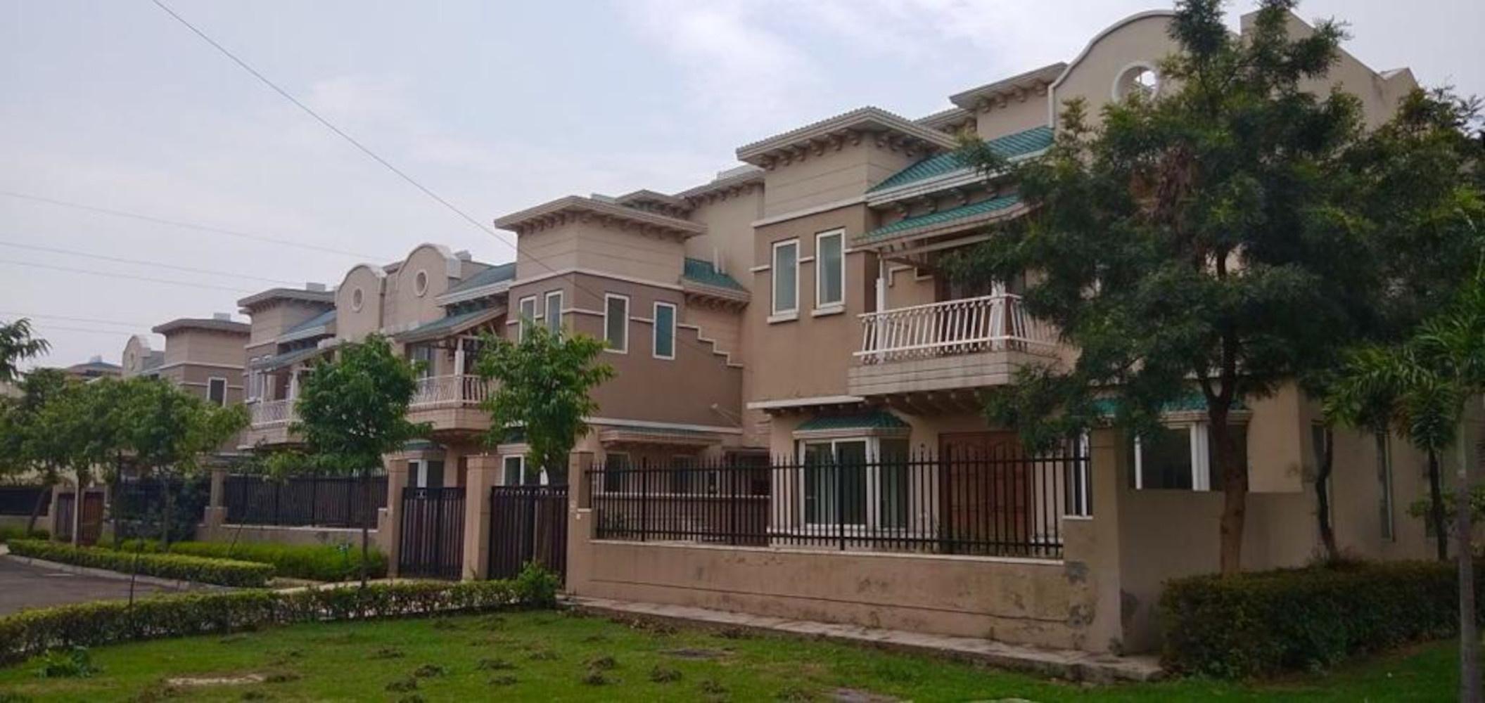  golf-meadows-villas Elevation