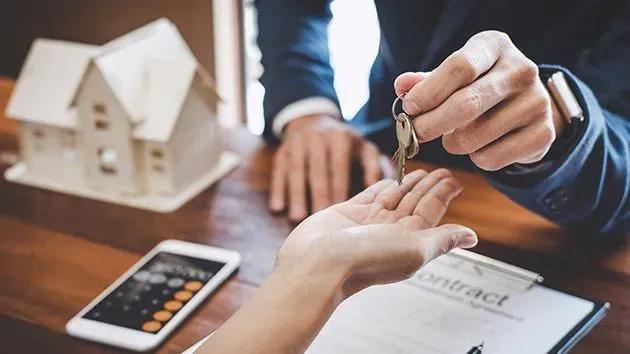 Housemonk Transforming Property Management Software | Aurum PropTech