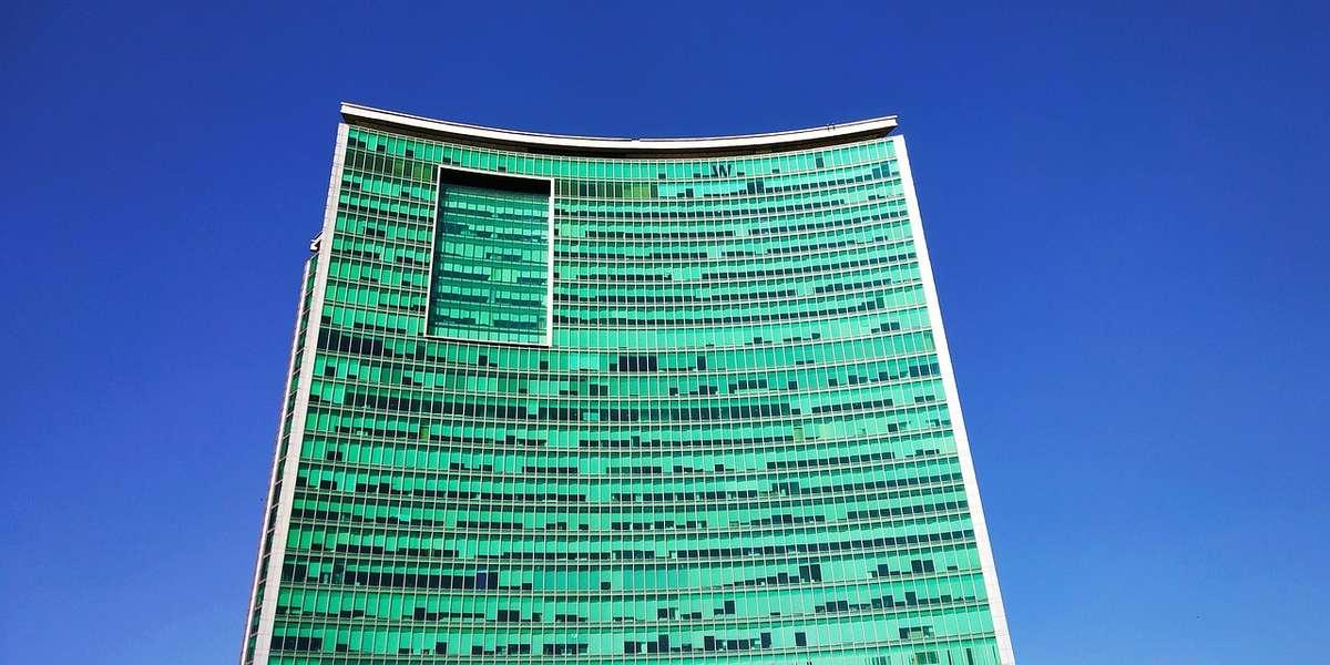 Bengaluru's Housing Market Sees a Dip in Sales, But Optimism Remains for Festive Recovery