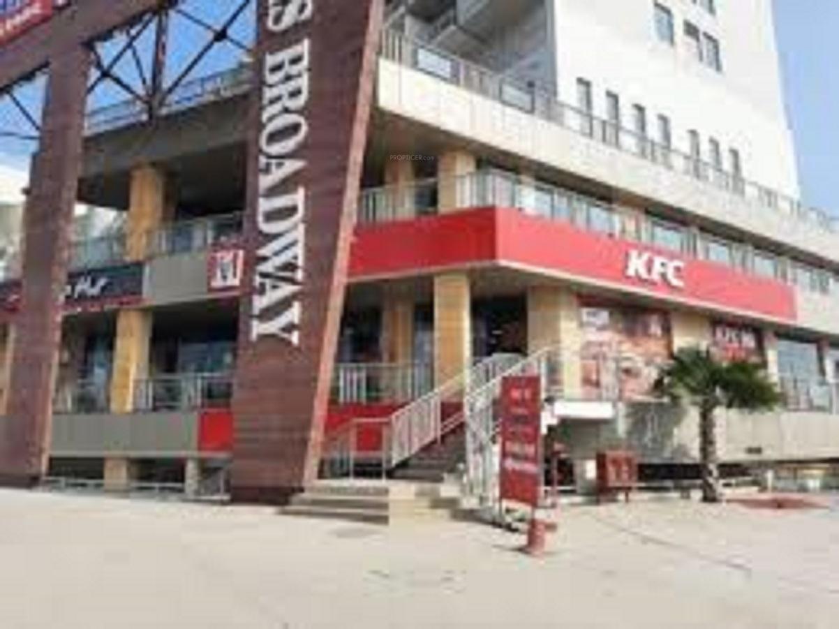 commercial-iris-broadway Elevation