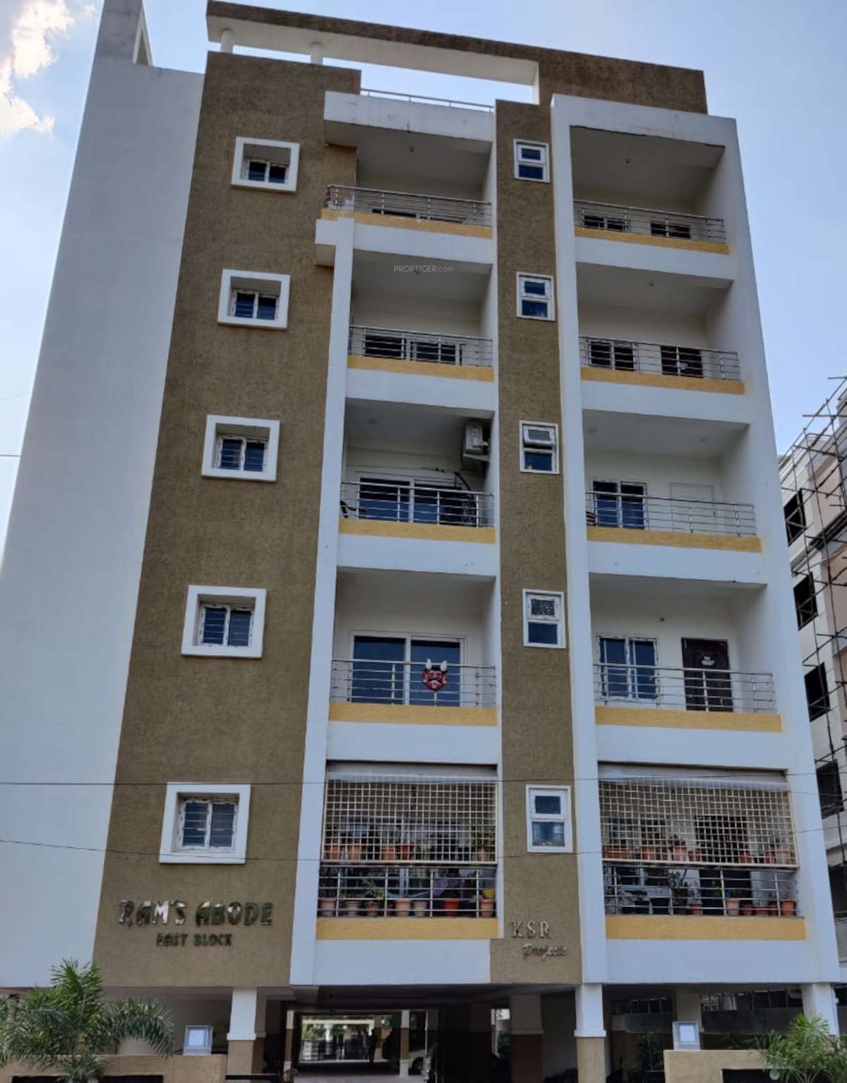 rams-abode-east Elevation