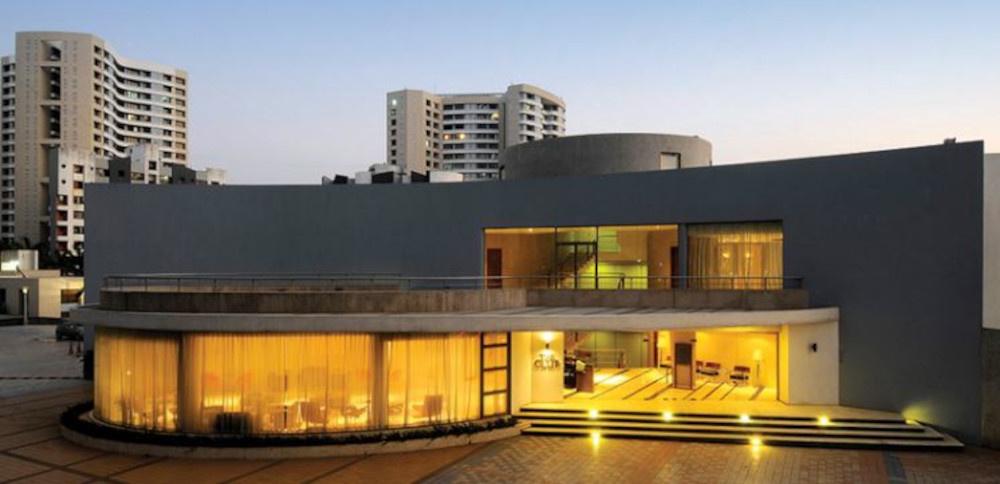 exquisite-wing-4 Club House