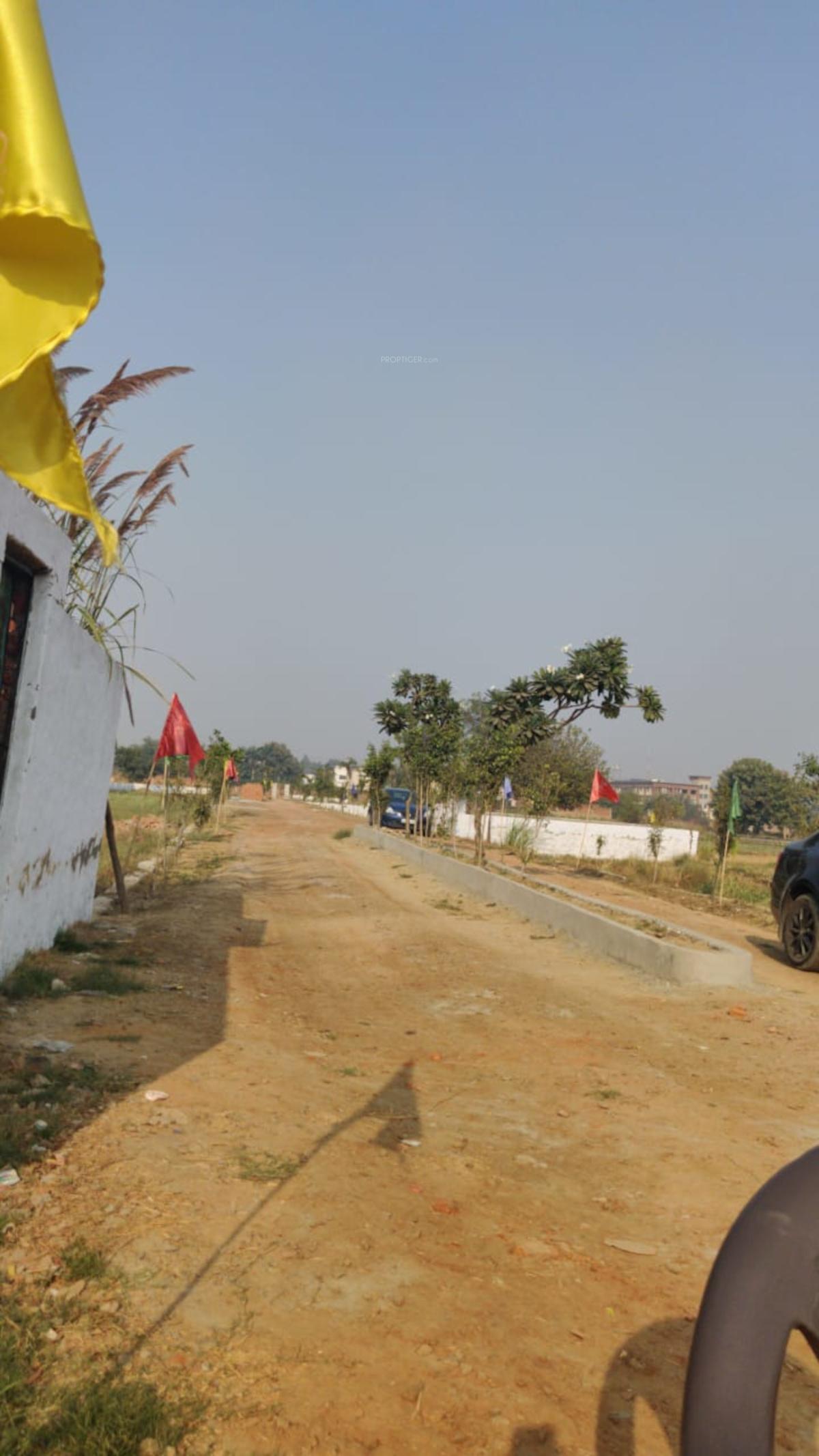 vibes-residency Plot