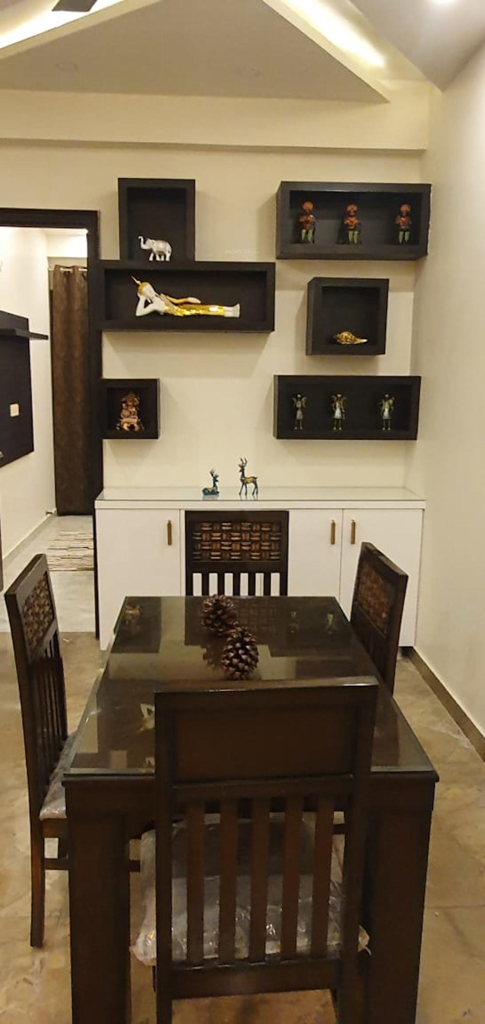 esates Dining Area