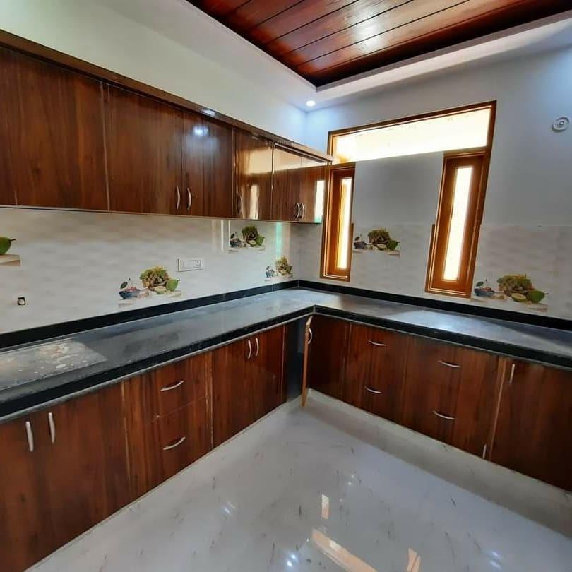 heights Kitchen