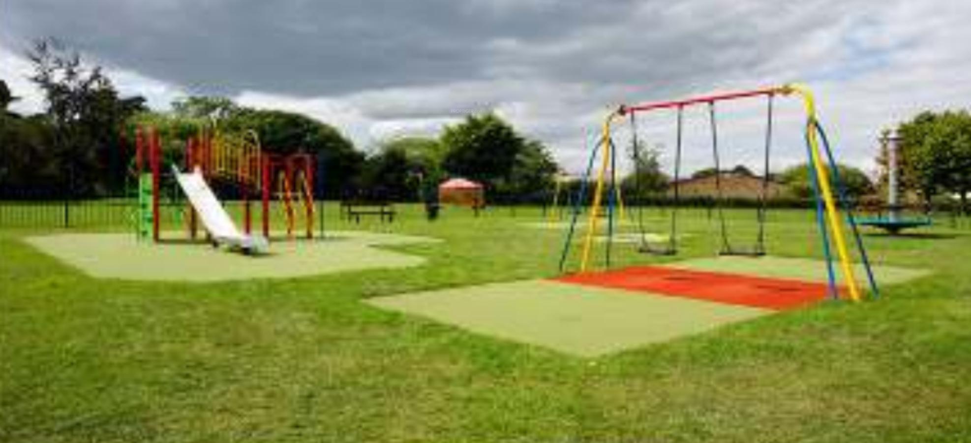 max-tower Children's play area