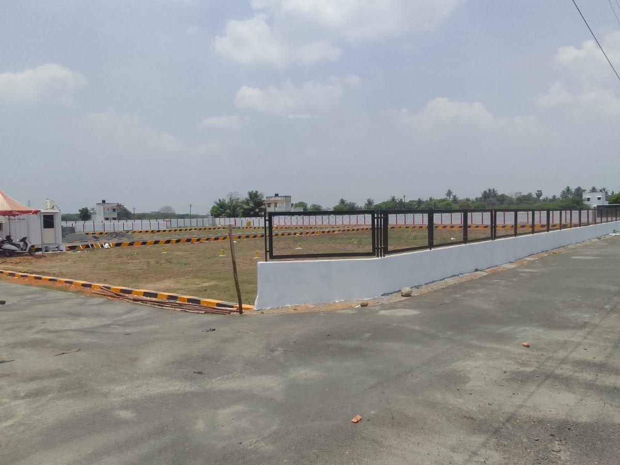 midtown-gateway Plot