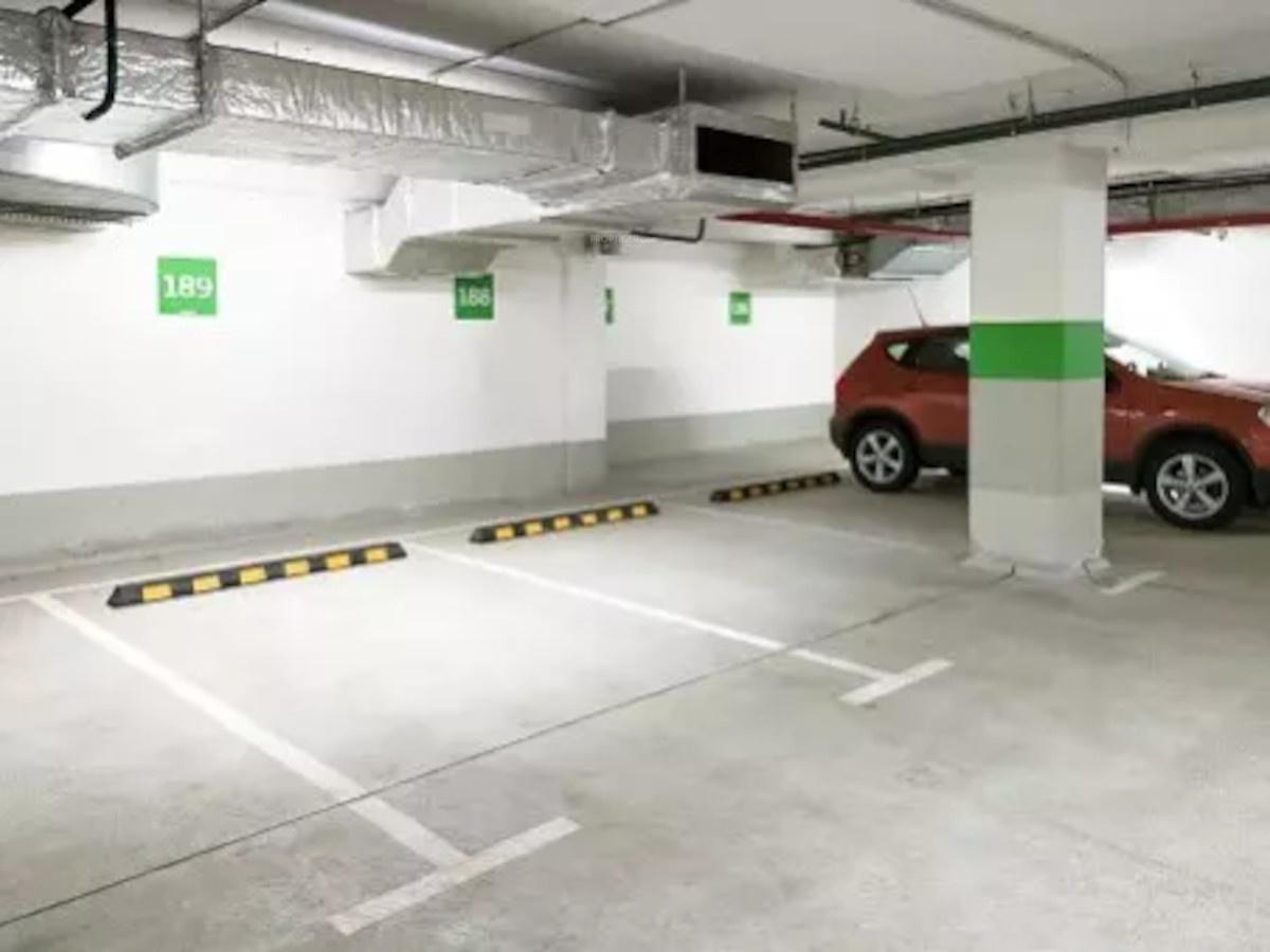 84 Car Parking
