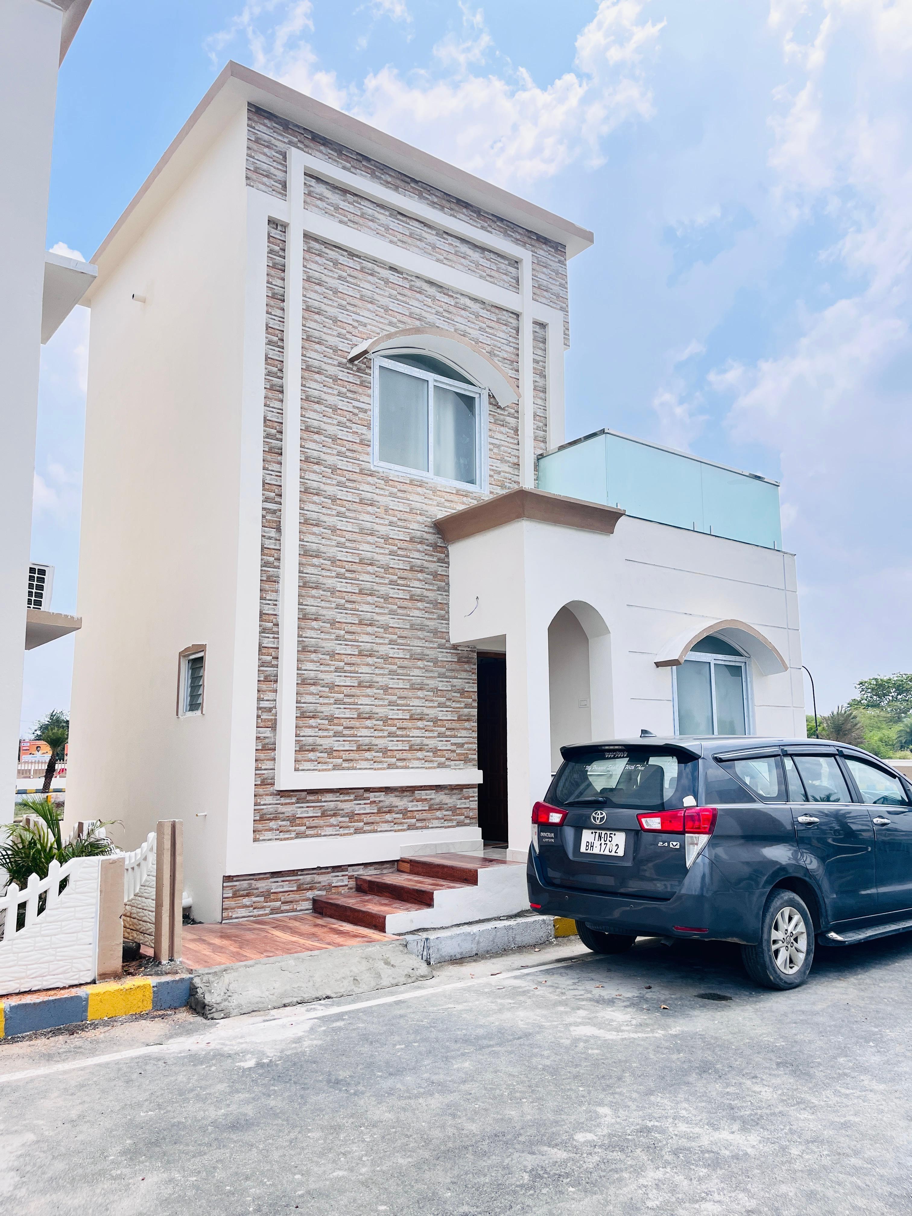 dubai-courtyard Elevation