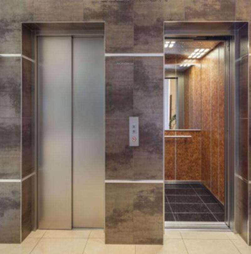 royal-residency Lift(s)