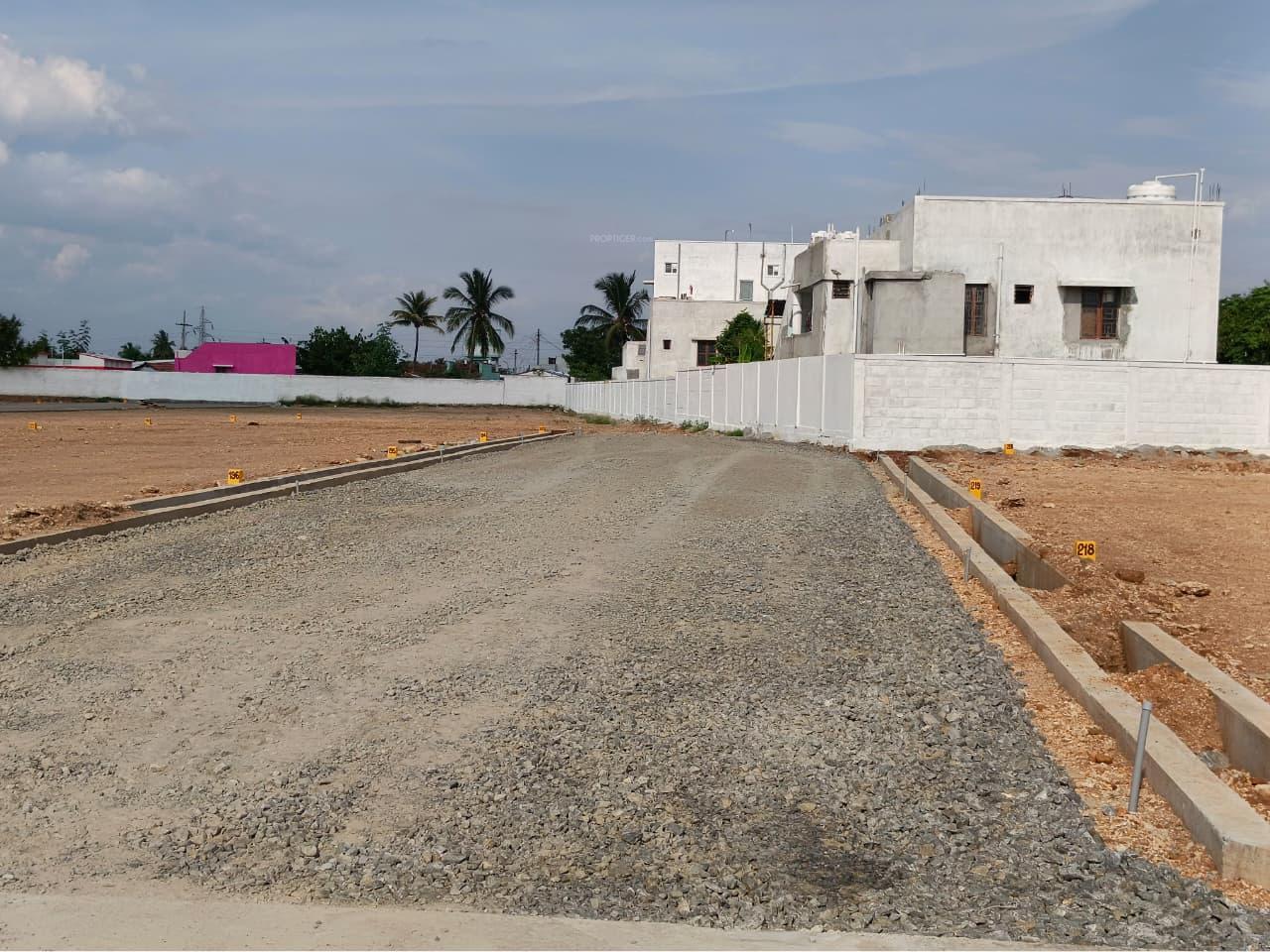 silver-city-phase-i Internal Roads & Footpaths