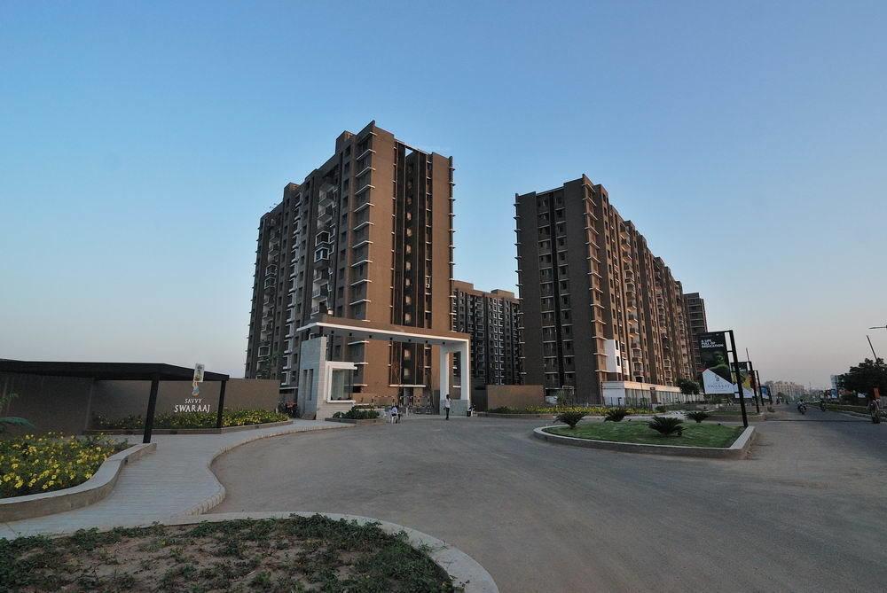 Swaraaj Sports Living