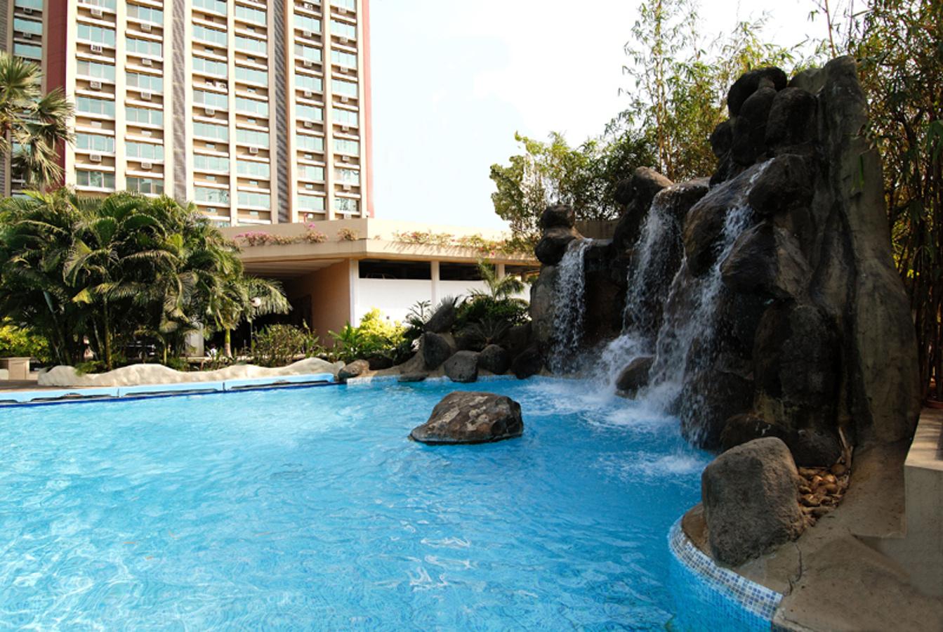 Images for Elevation of Oberoi Realty Oberoi Gardens